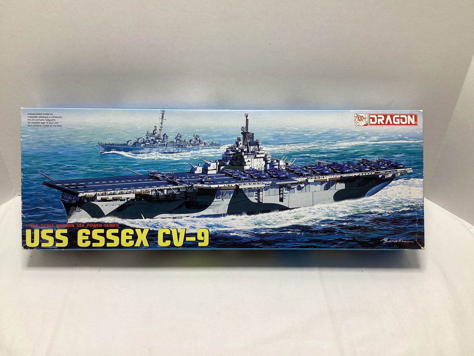 Dragon USS Essex CV-9 1:700 Scale Model Aircraft Carrier Kit (1 of 5)