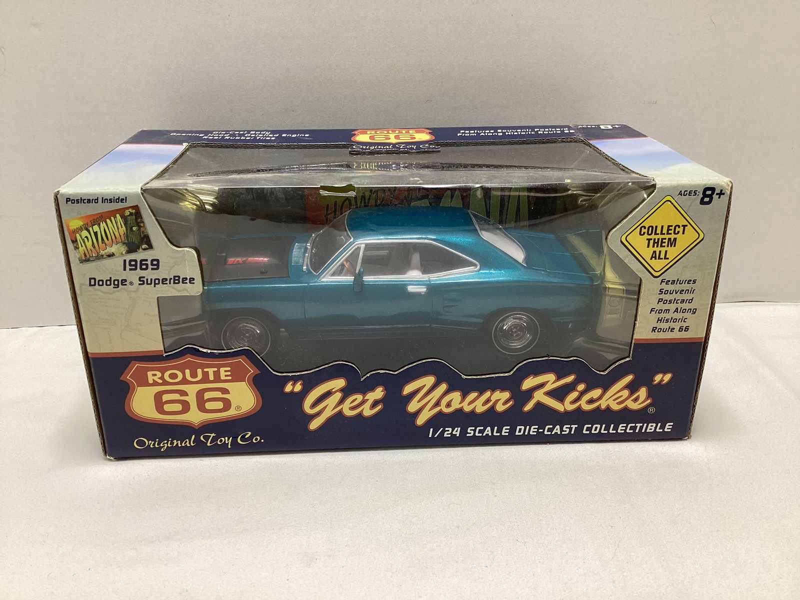 Route 66 1969 Dodge Superbee 1:24 Scale Model (1 of 4)