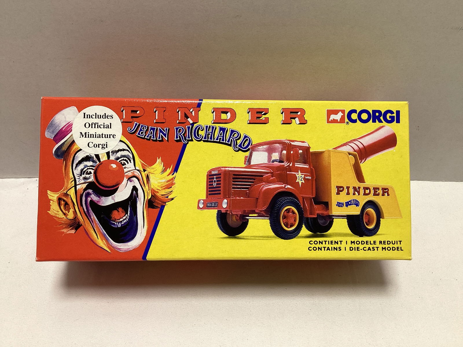 Corgi Pinder Jean Richard Berliet GLR8 Canon Diecast (1 of 4)