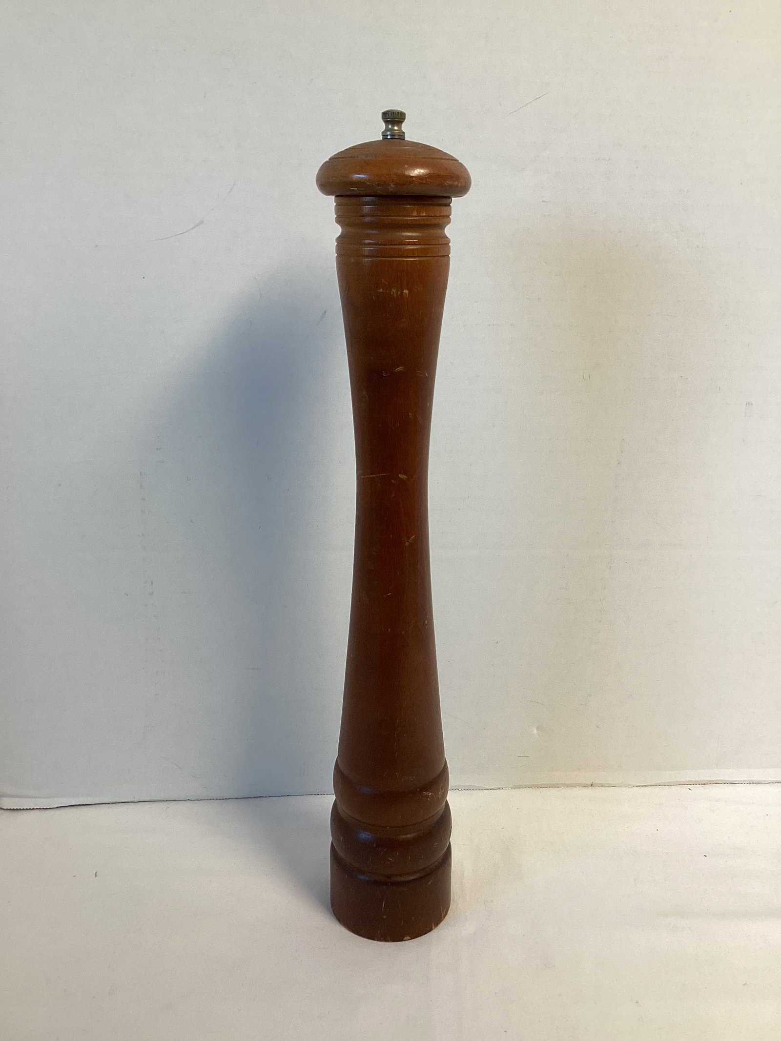 17 1/2" h Pepper Mill: .