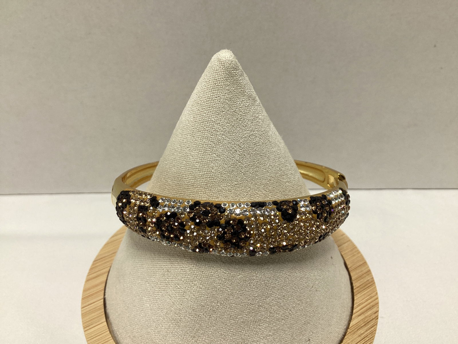 18K Gold-Plated Jaguar Bangle with Swarovski Crystals: .