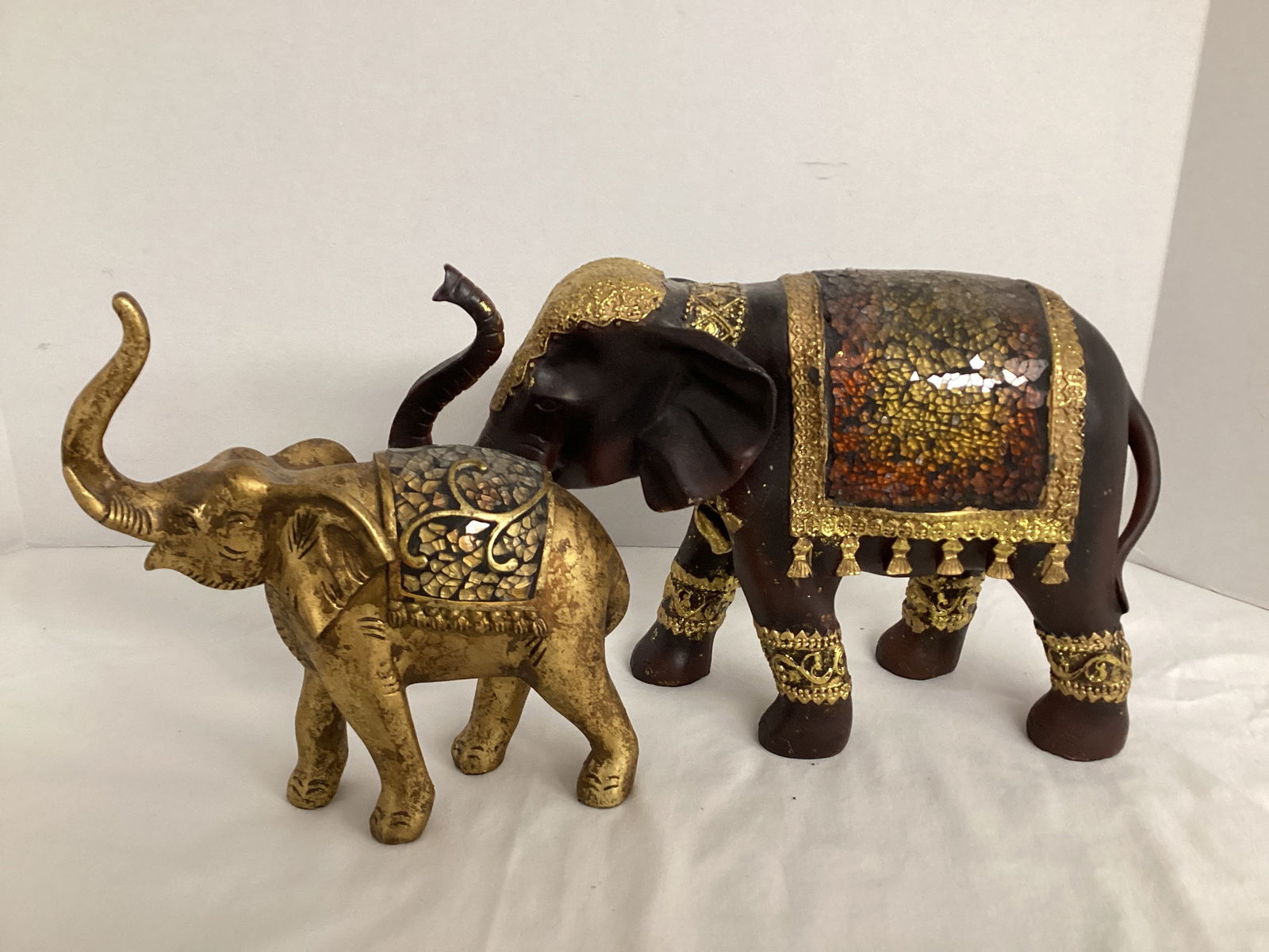 Two Elephants with Mosaic Glass Blankets: 8" h