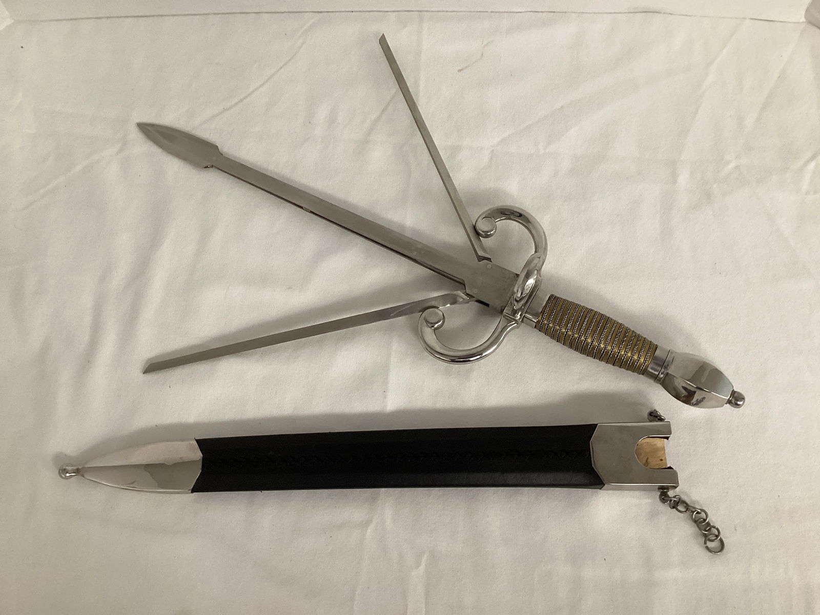 Trident Main Gauche Dagger with Sheath (1 of 9)