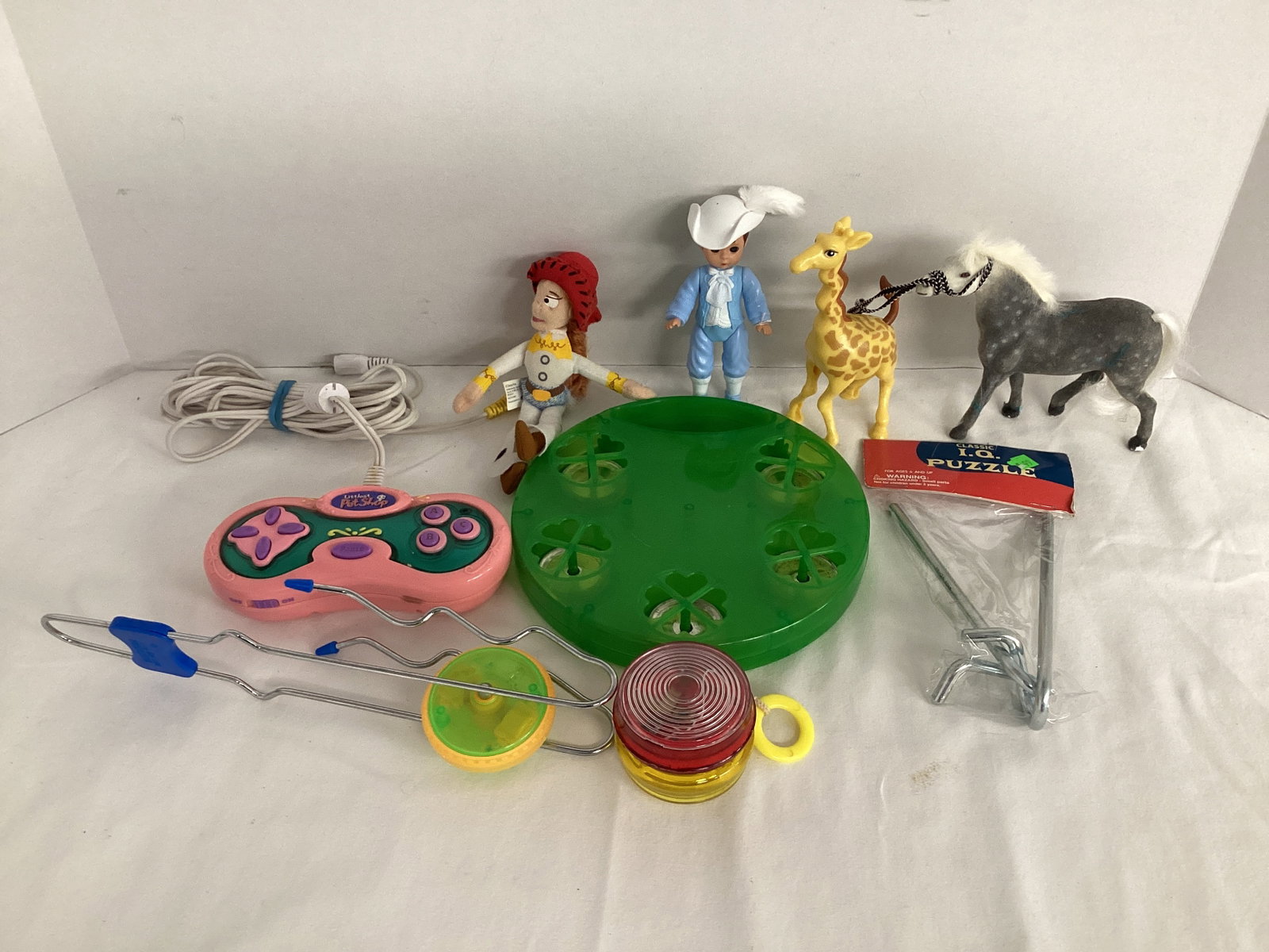 Children's Toys: .