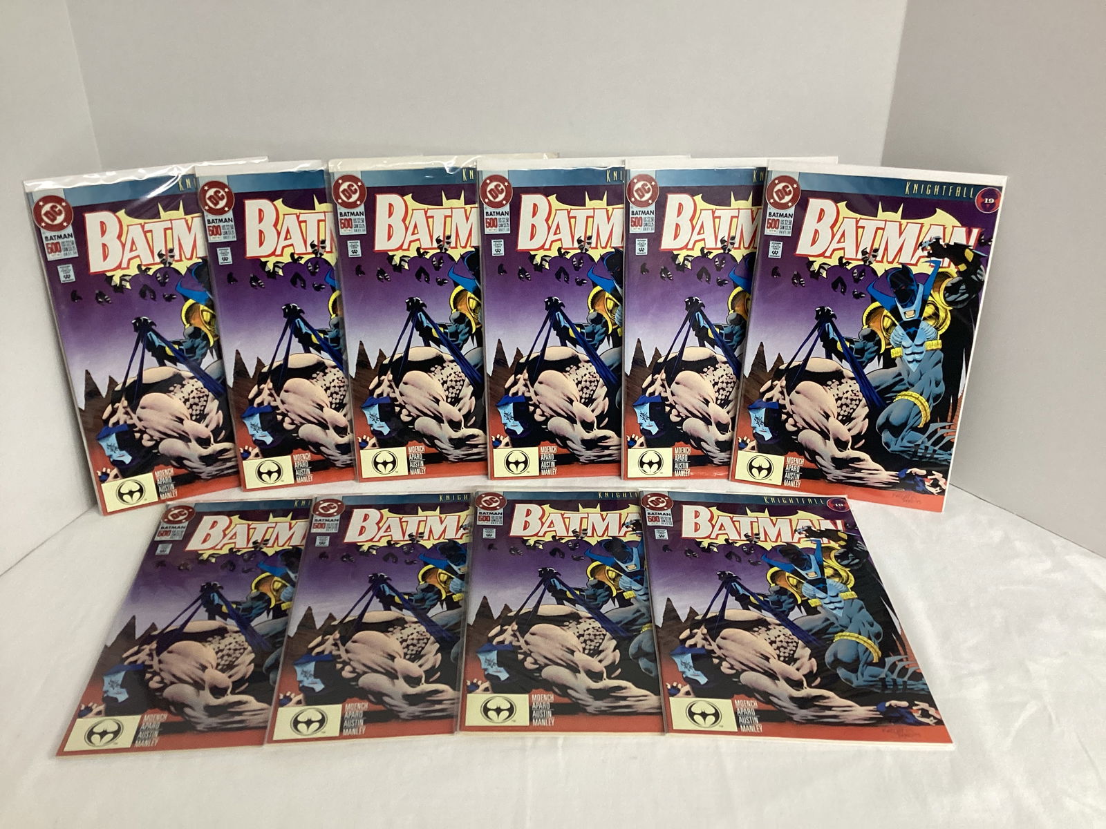 10 Batman 500 DC Comic Books (1 of 4)