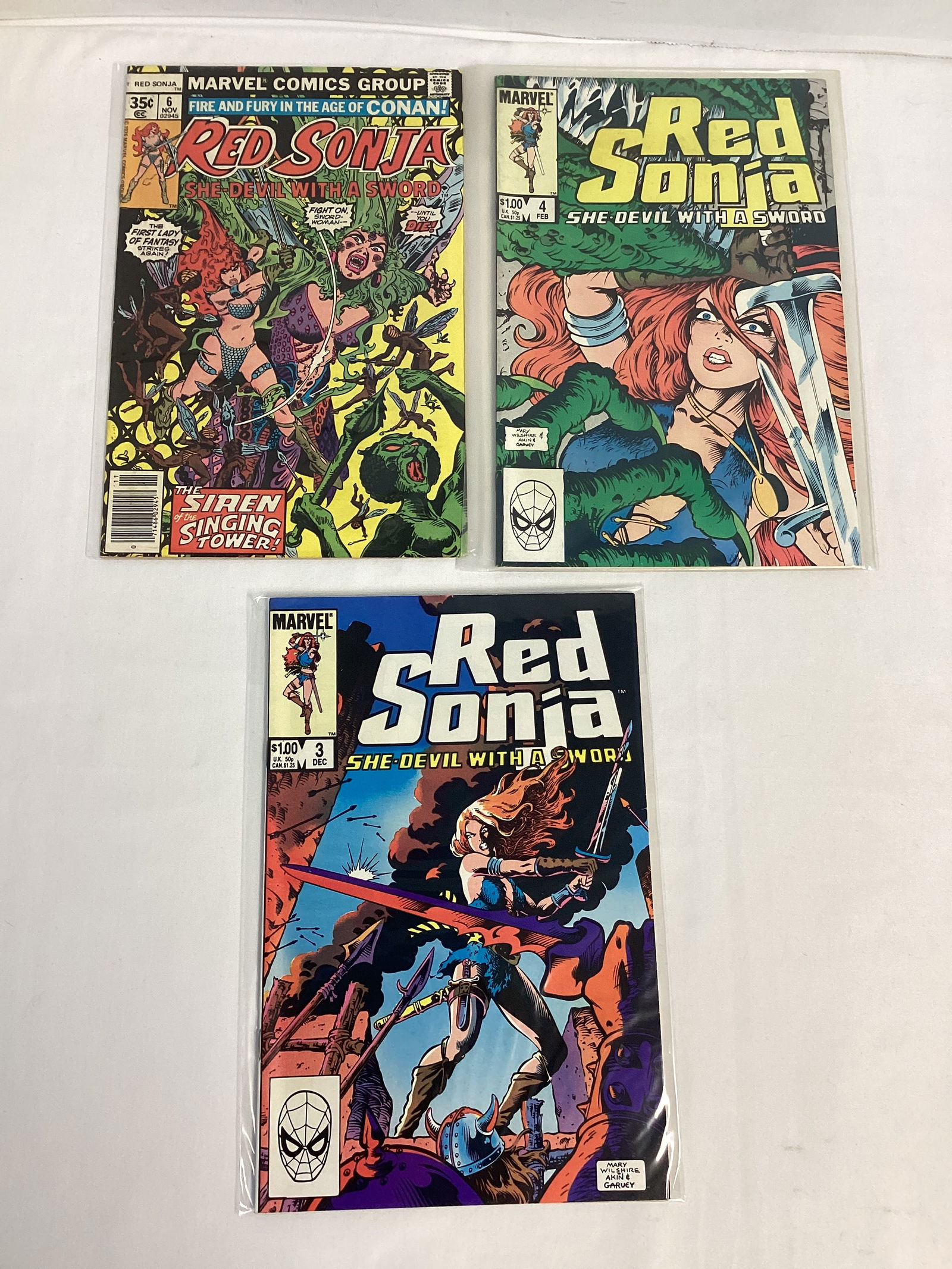 Three Red Sonja Marvel Comic Books (1 of 4)