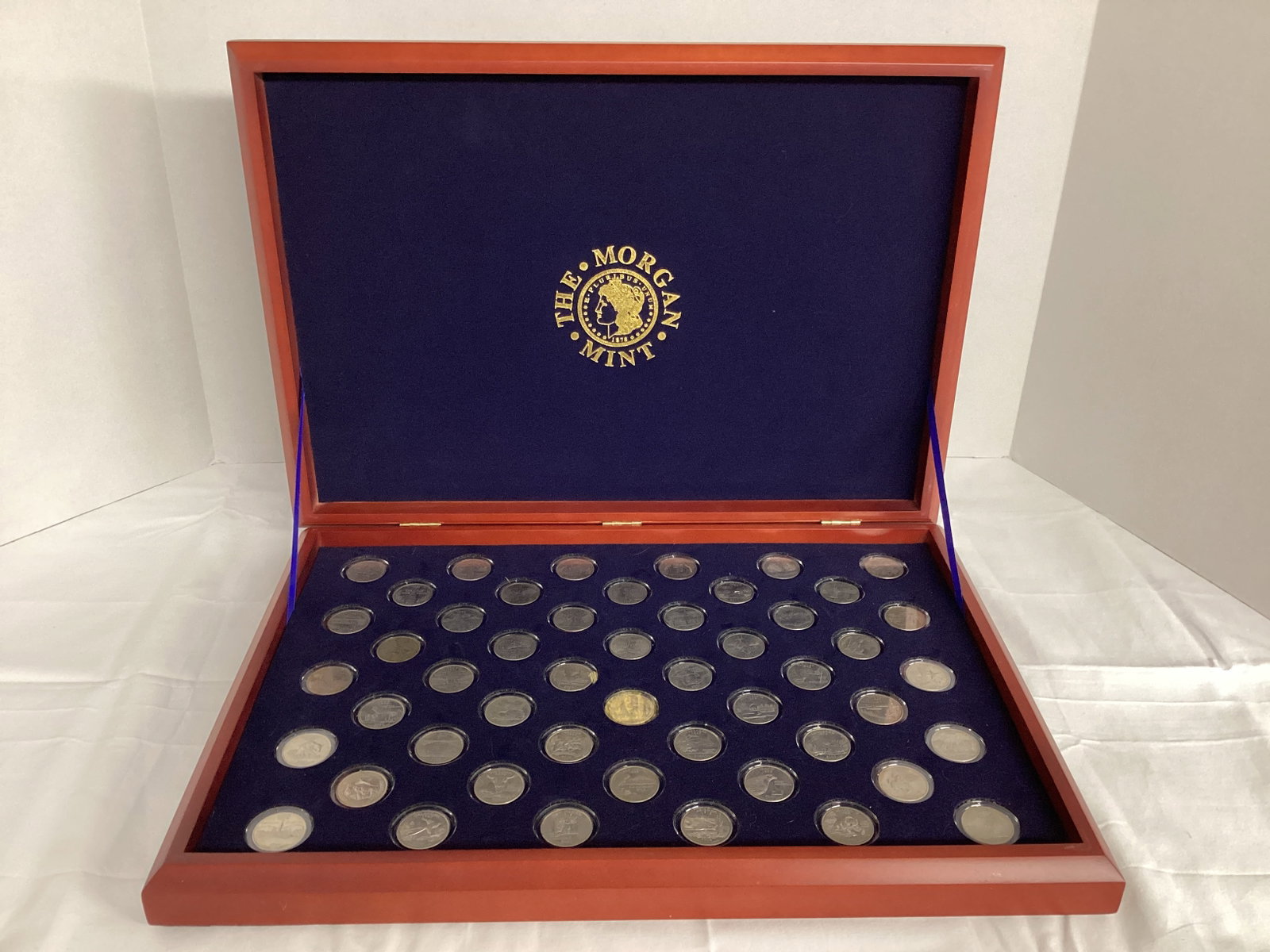 50 State Quarters in Wood Case: 16 1/2" x 12" , please preview and see all photos for condition