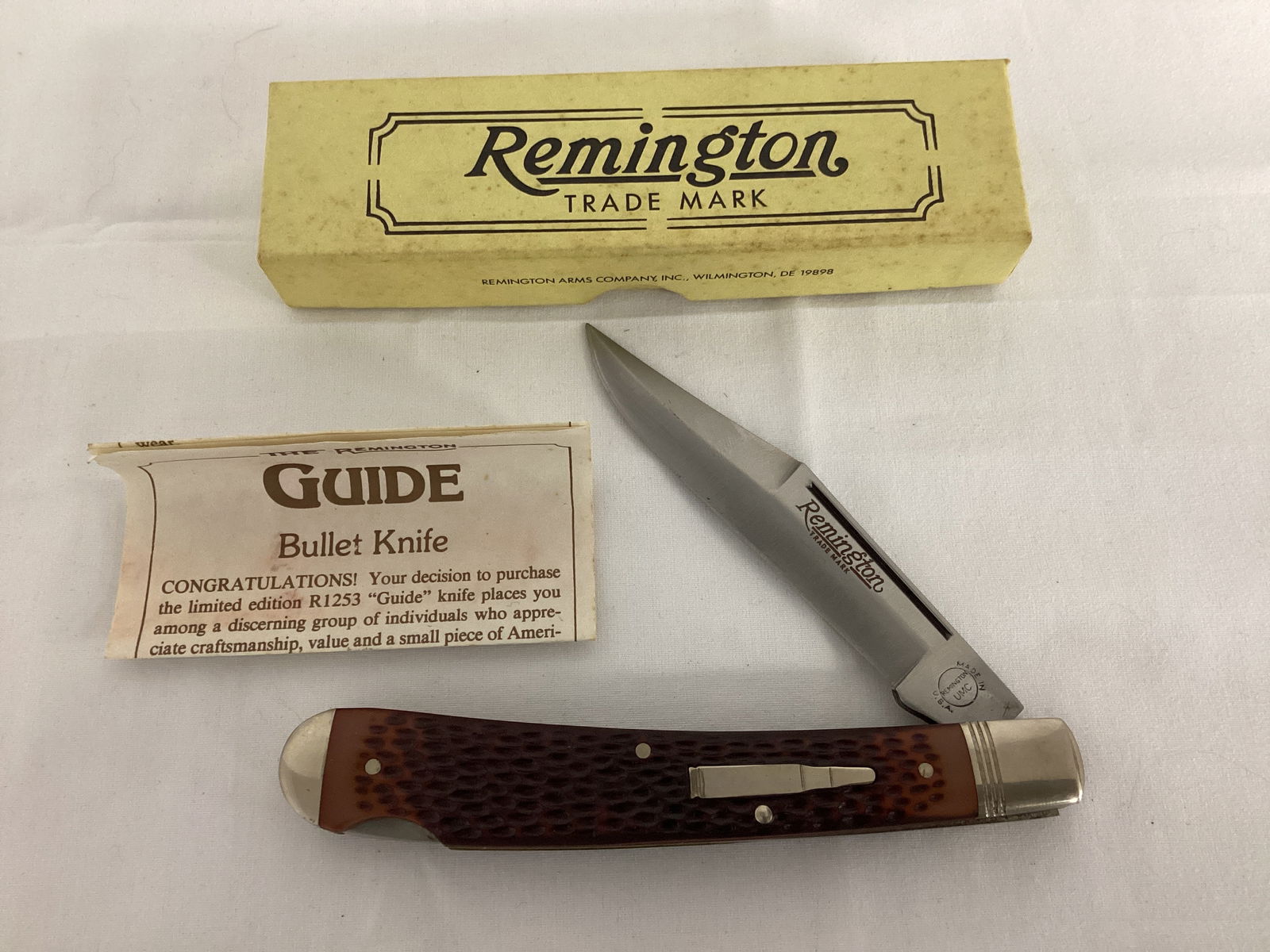 Remington Guide R1253 Bullet One Blade Folding Pocket Knife (1 of 8)