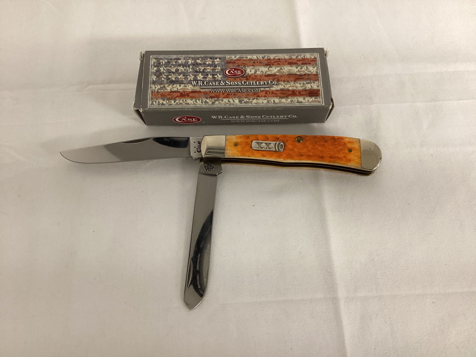 Case Trapper Orange 6254 Two Blade Pocket Knife (1 of 6)