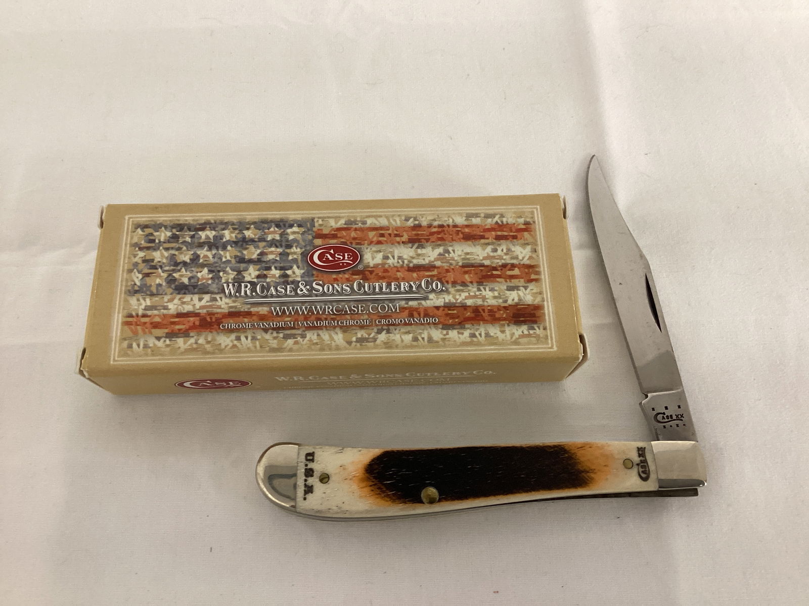 Case Utility Amber 61048 One Blade Pocket Knife (1 of 7)