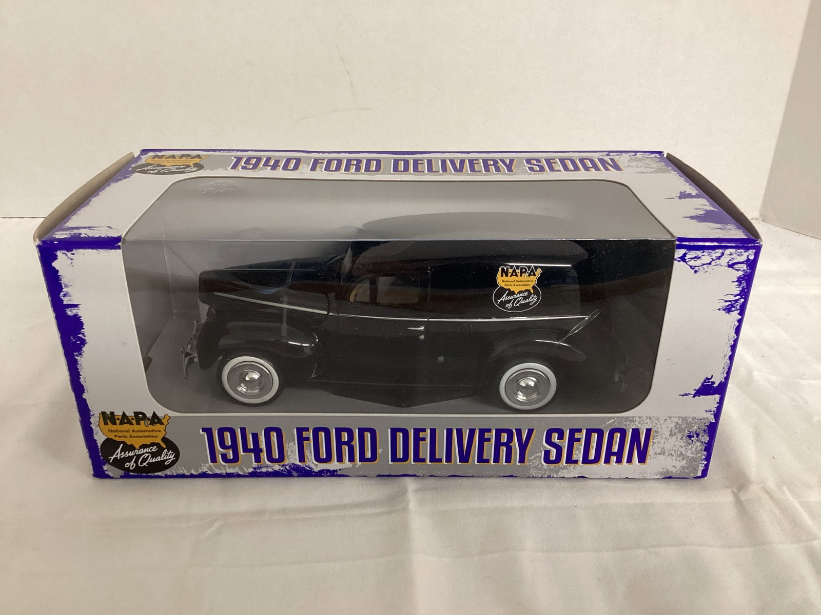 NAPA 1940 Ford Delivery Sedan 1:24 Die-Cast Replica: .