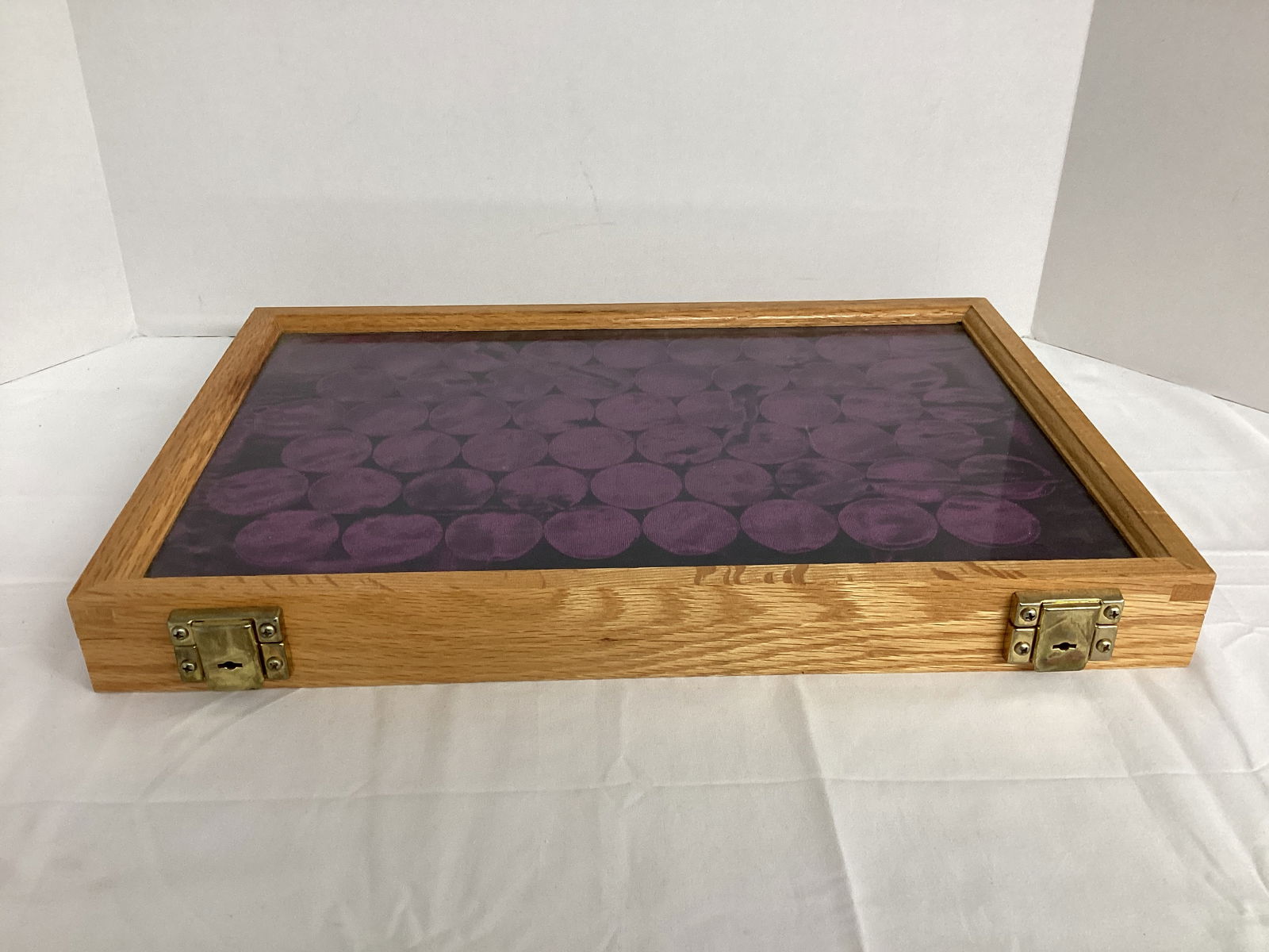 Tabletop Locking Sales Display Case (1 of 3)