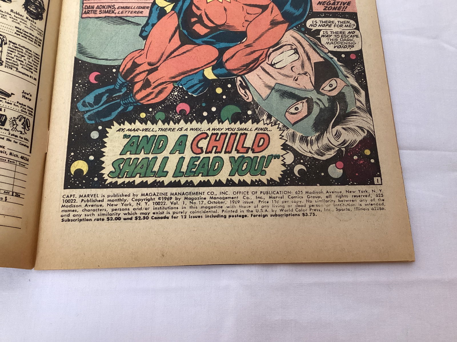 Captain Marvel 17 Marvel Comic Book - 7