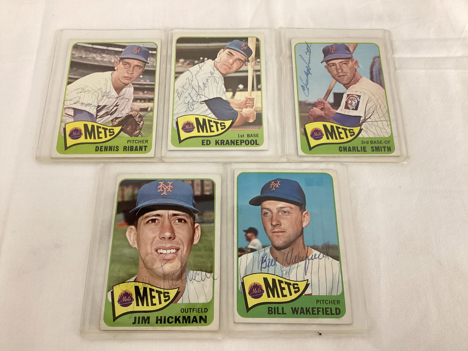 Five New York Mets Autographed Baseball Cards (1 of 15)