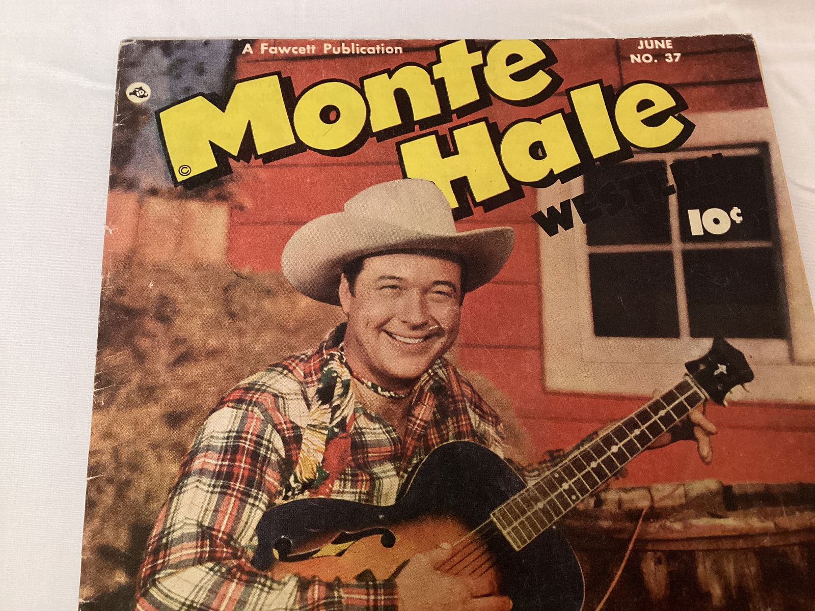 Monte Hale Western 37 Fawcett Comic Book - 2