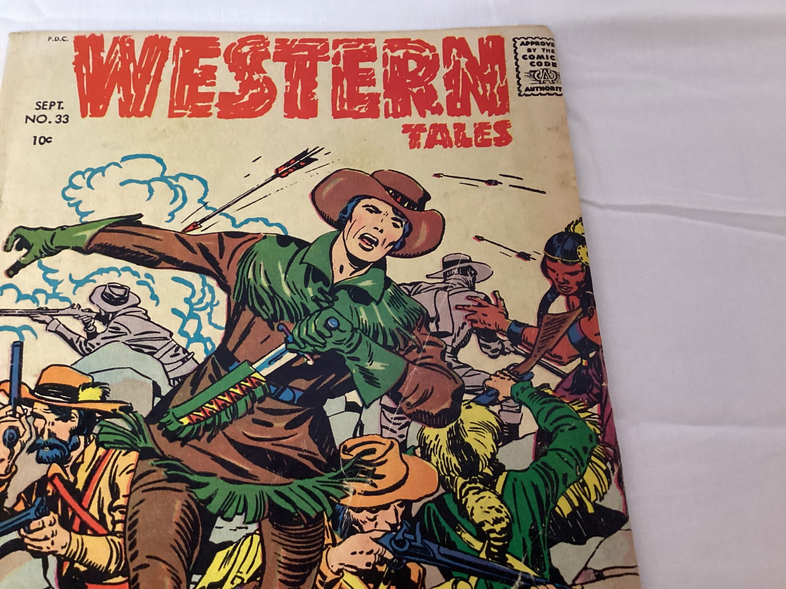 Western Tales 33 Comic Book - 3