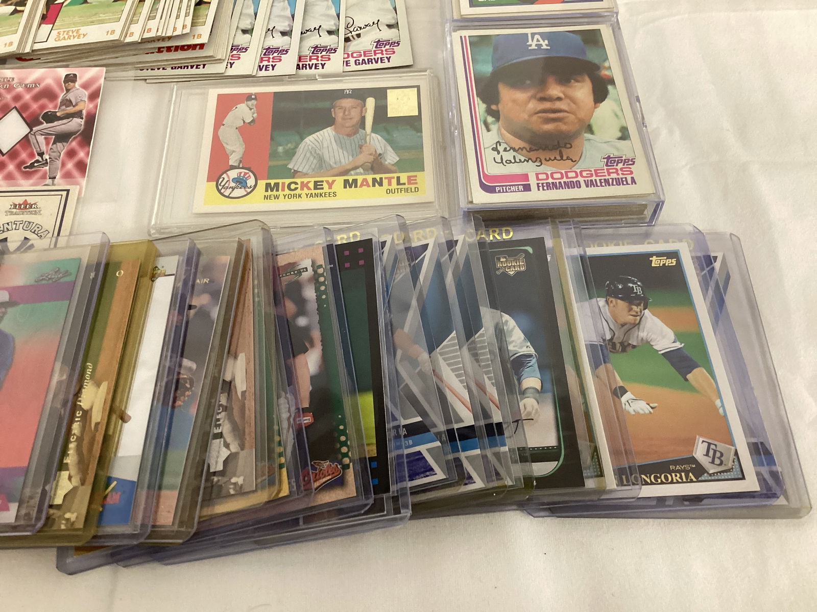 MLB Baseball Cards - 10