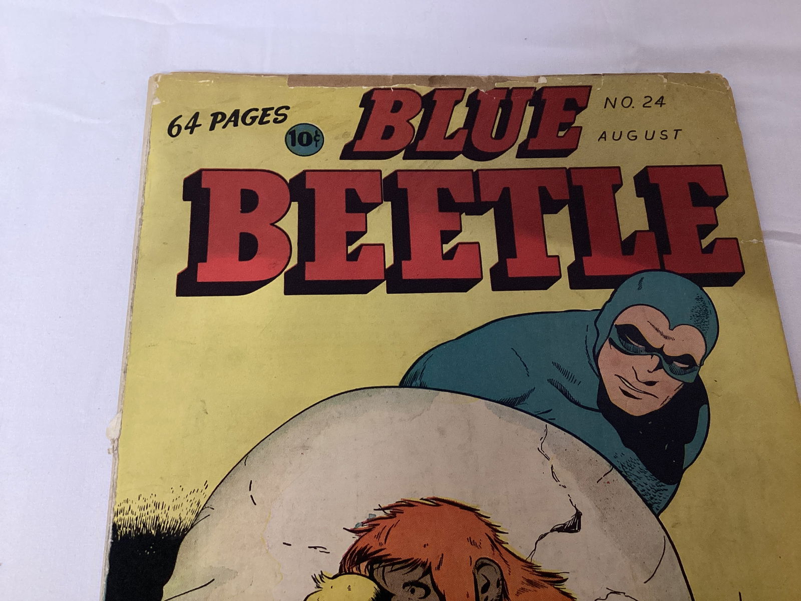 Blue Beetle 24 Comic Book - 2