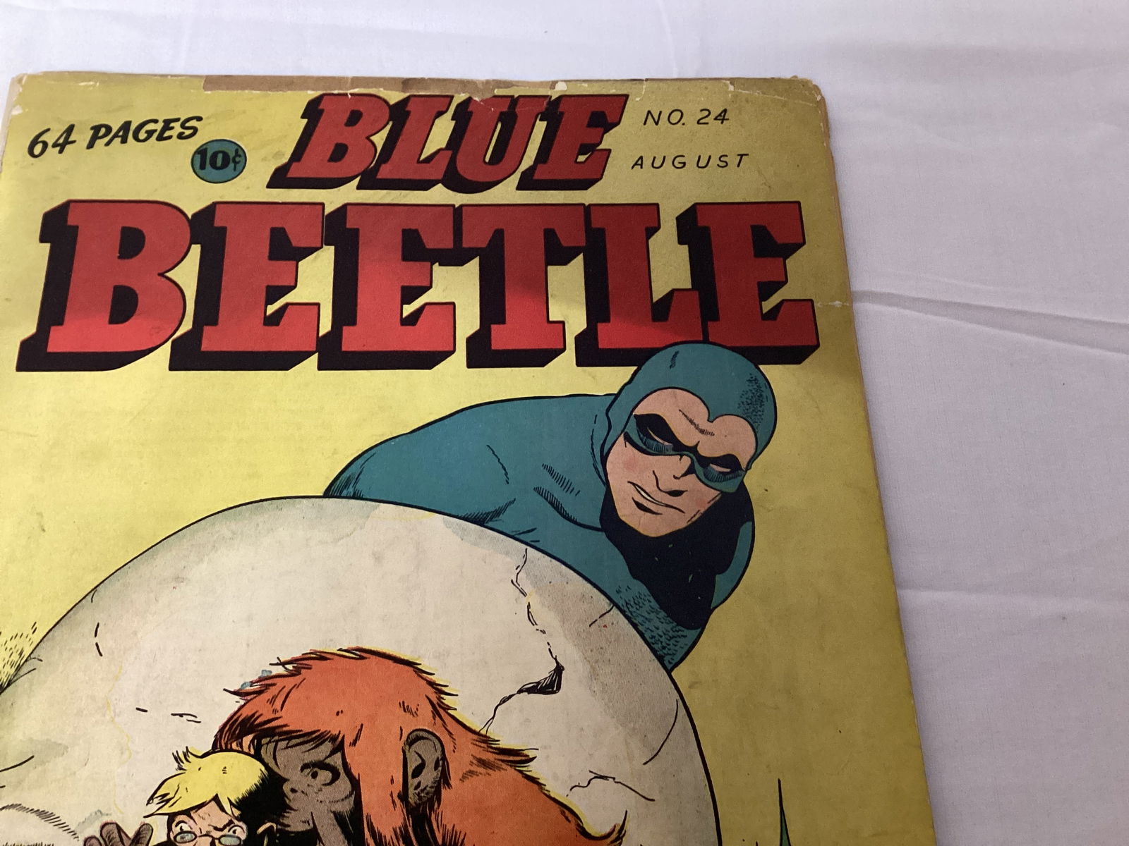 Blue Beetle 24 Comic Book - 3