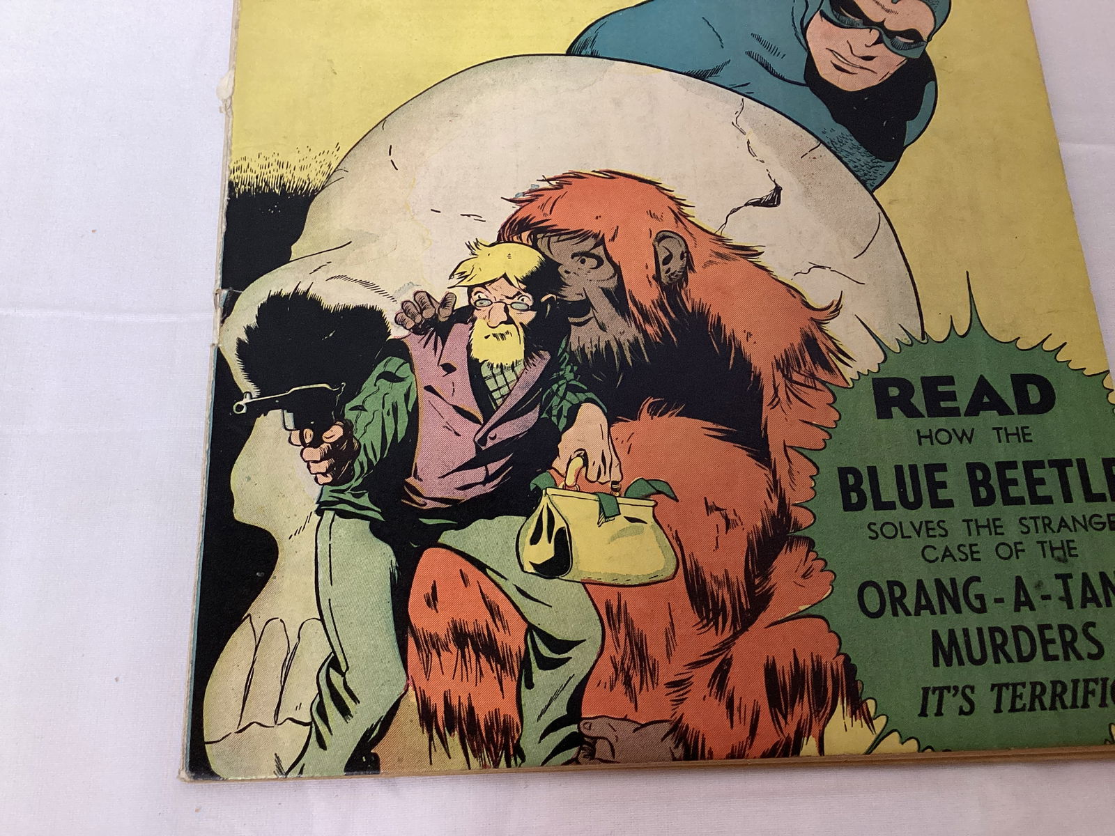 Blue Beetle 24 Comic Book - 4