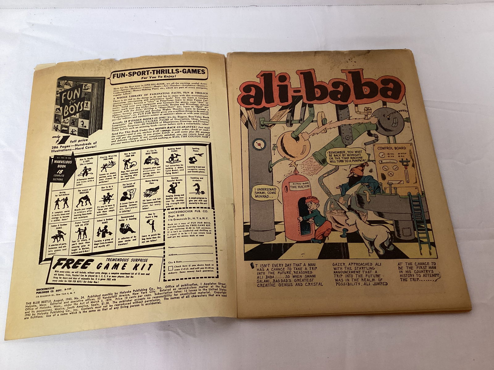 Blue Beetle 24 Comic Book - 6