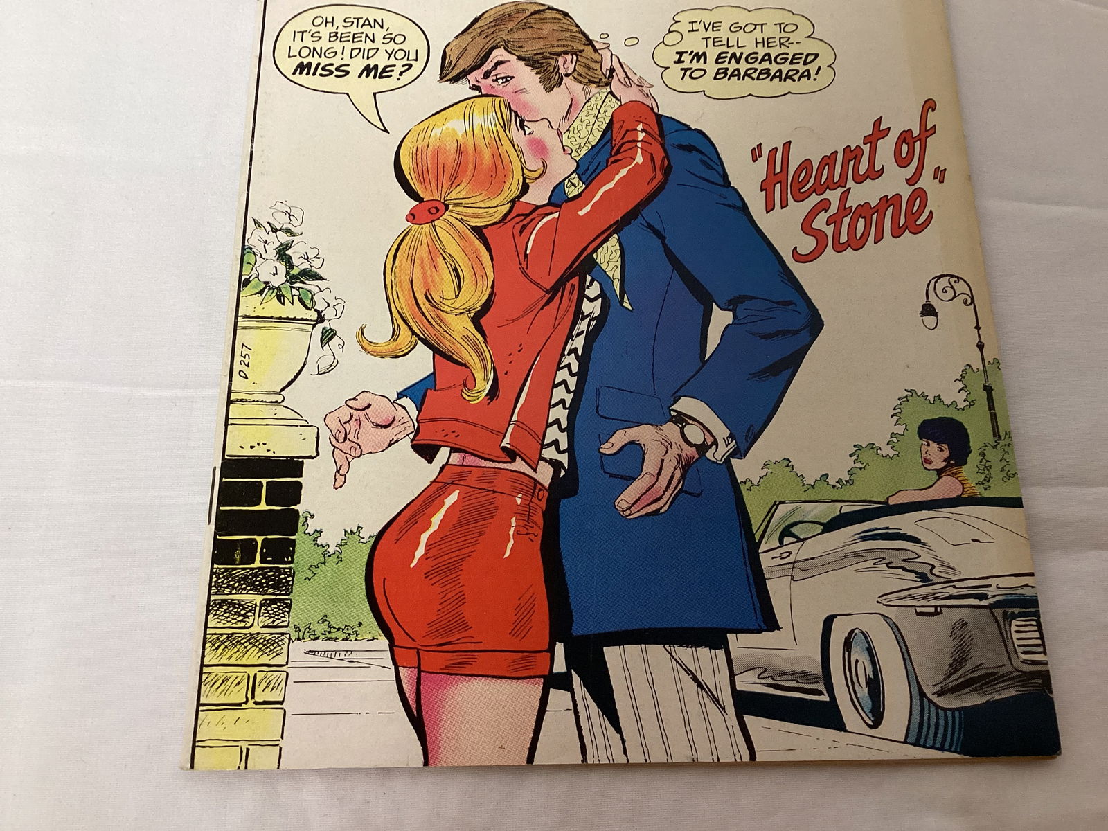 Girls' Love Stories 160 DC Comic Book - 4