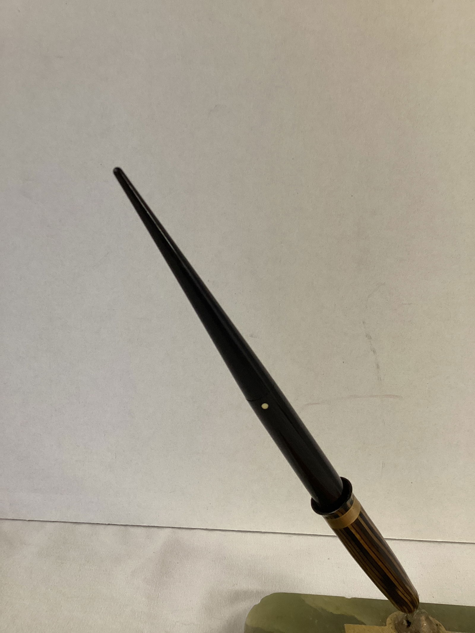 Sheaffer's Dry-Proof Desk Fountain Pen Set and Sword Shaped Letter Opener - 4