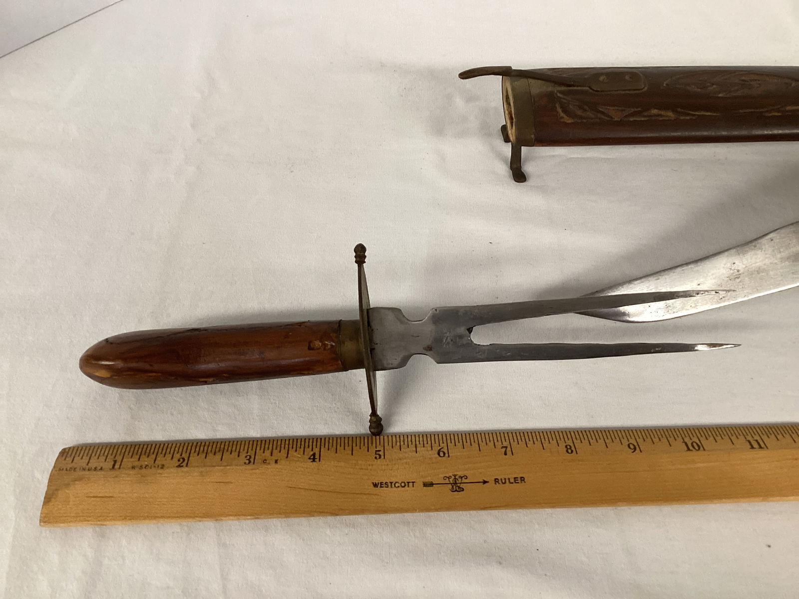 Vintage Carving Set - 2