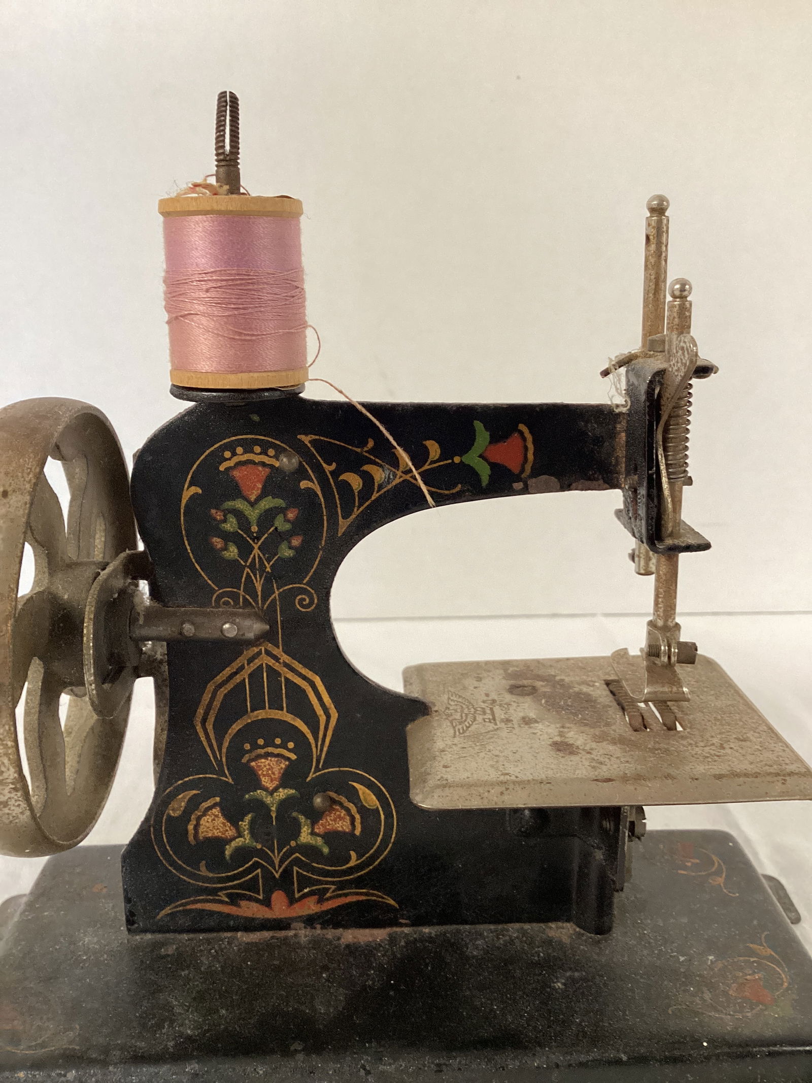 German Child's Sewing Machine - 2