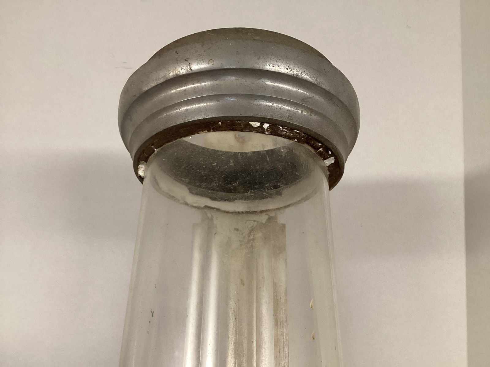 William Marvy Company Model 66 Barber Shop Light Housing - 4