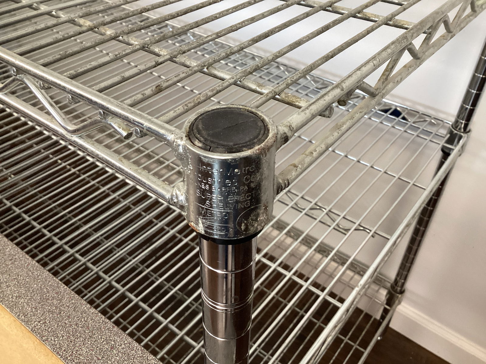 Metro Metal Shelf Unit with Removable Laminate Top - 9