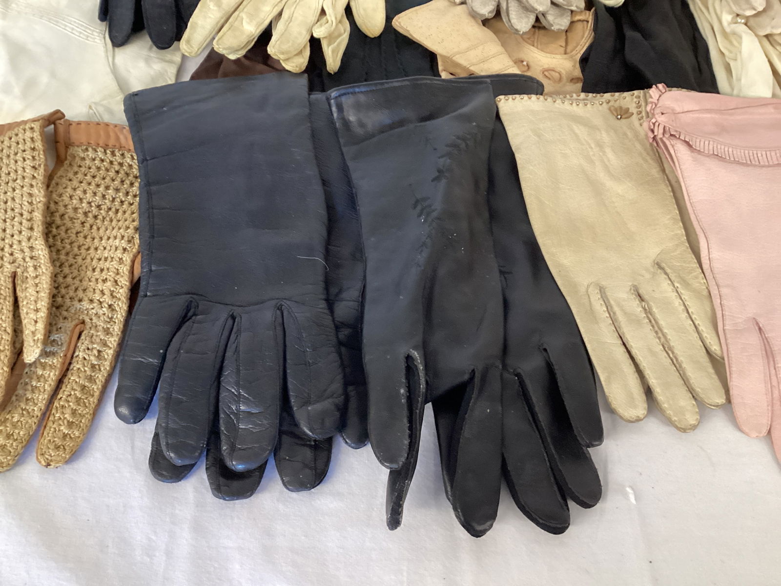 Vintage Ladies' Gloves - 3