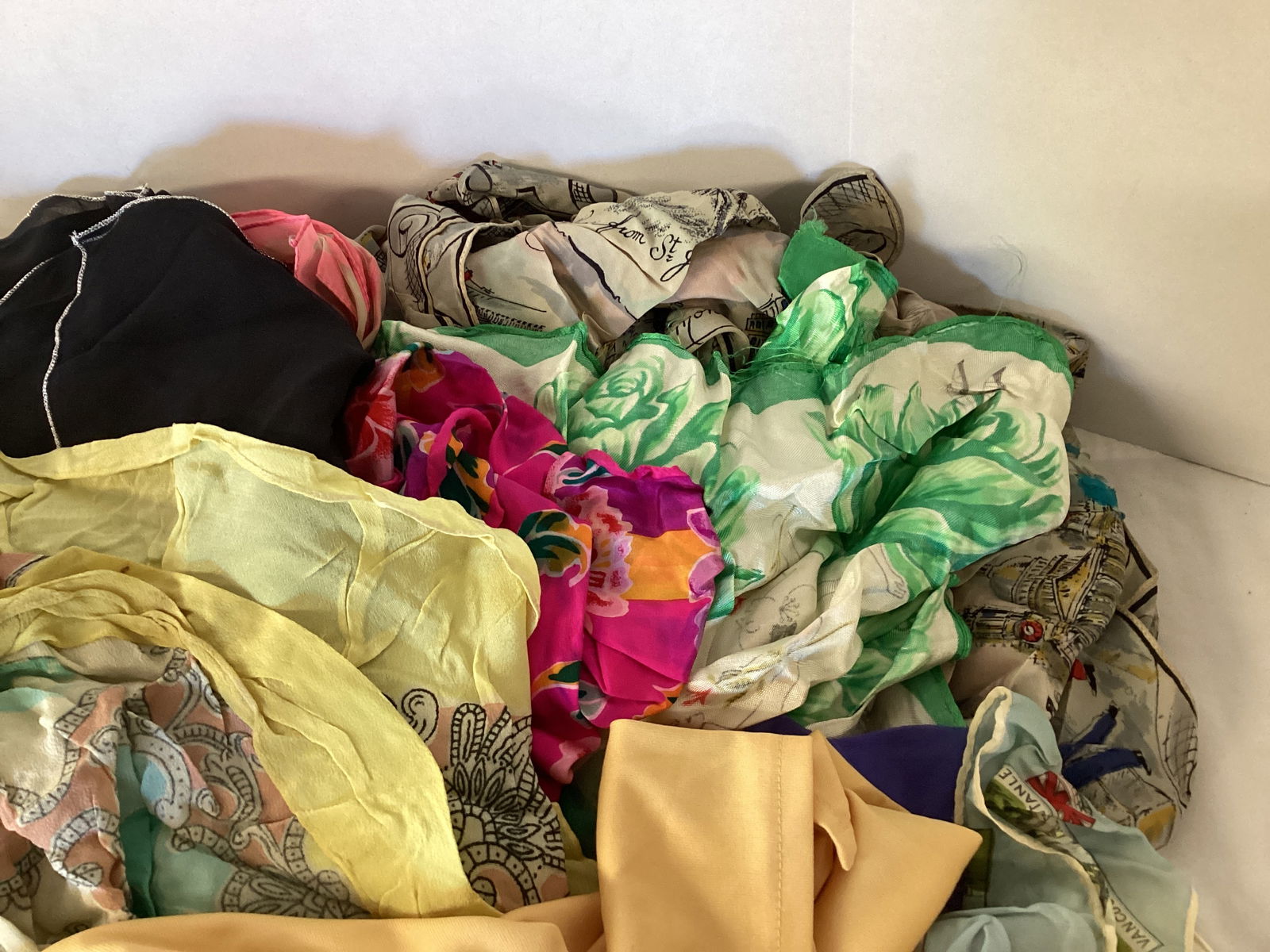 Vintage Scarves and Handkerchiefs - 4