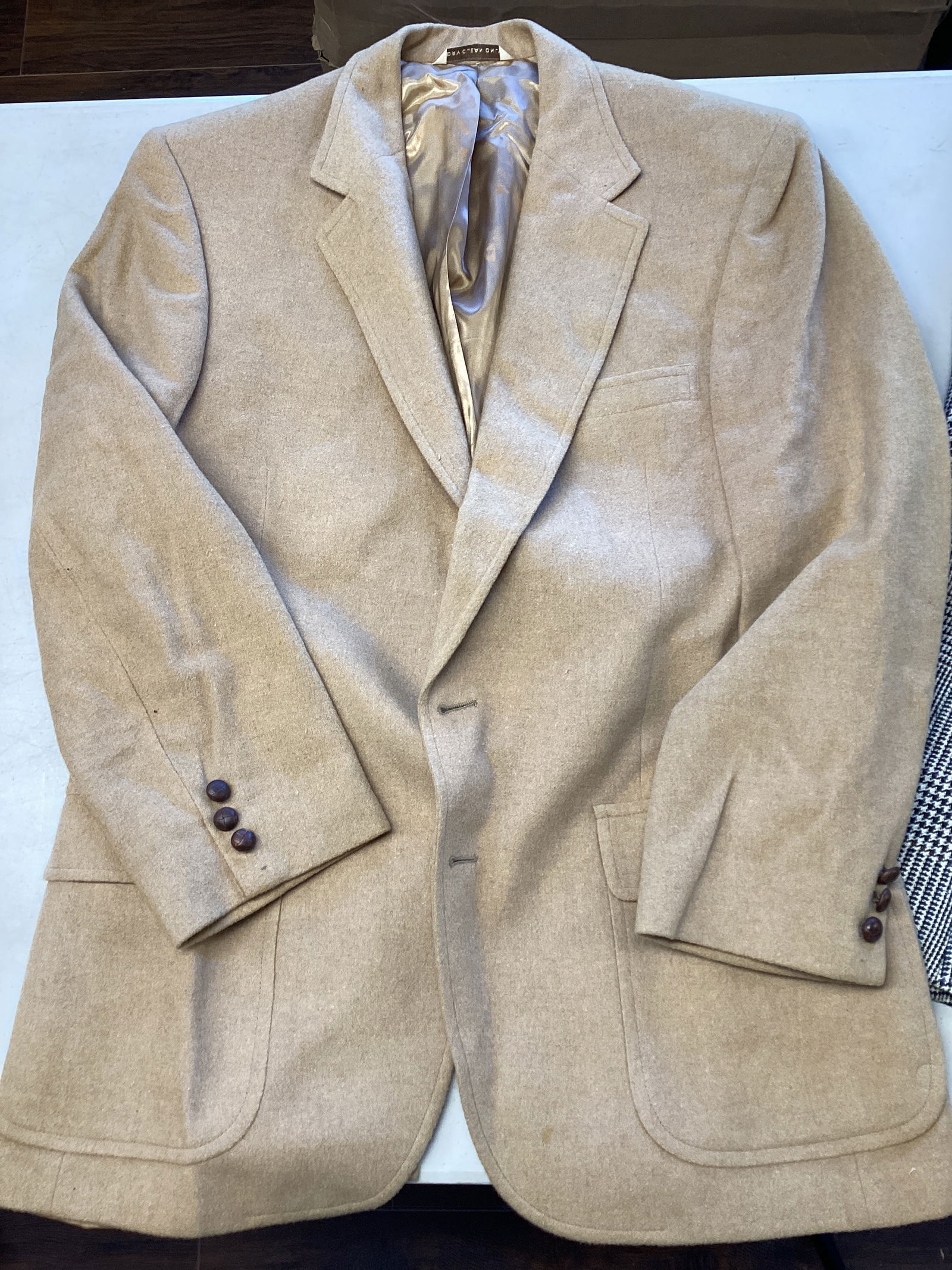 Men's Jackets and Vest - 7