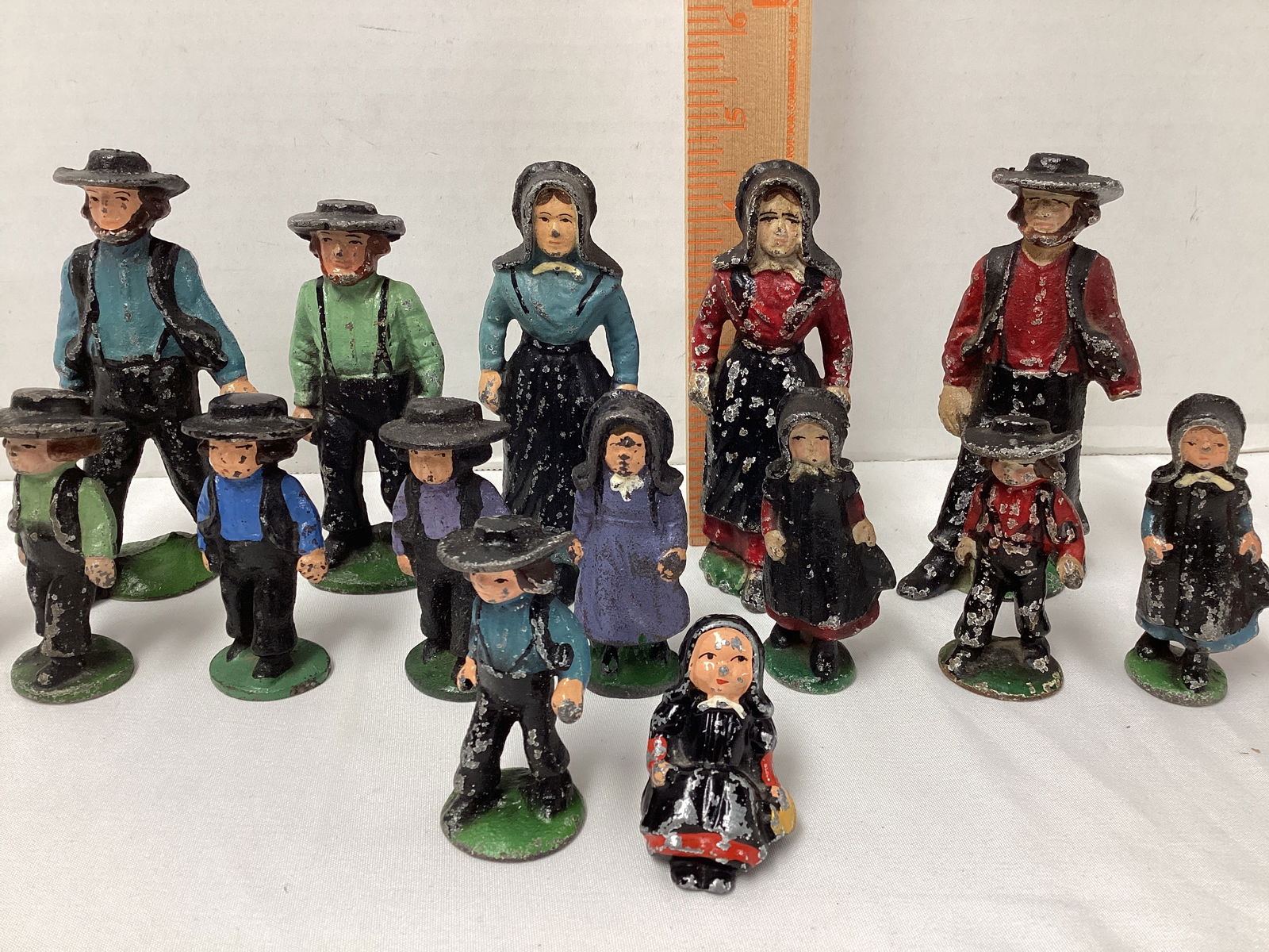 Cast Iron Amish Figures - 3