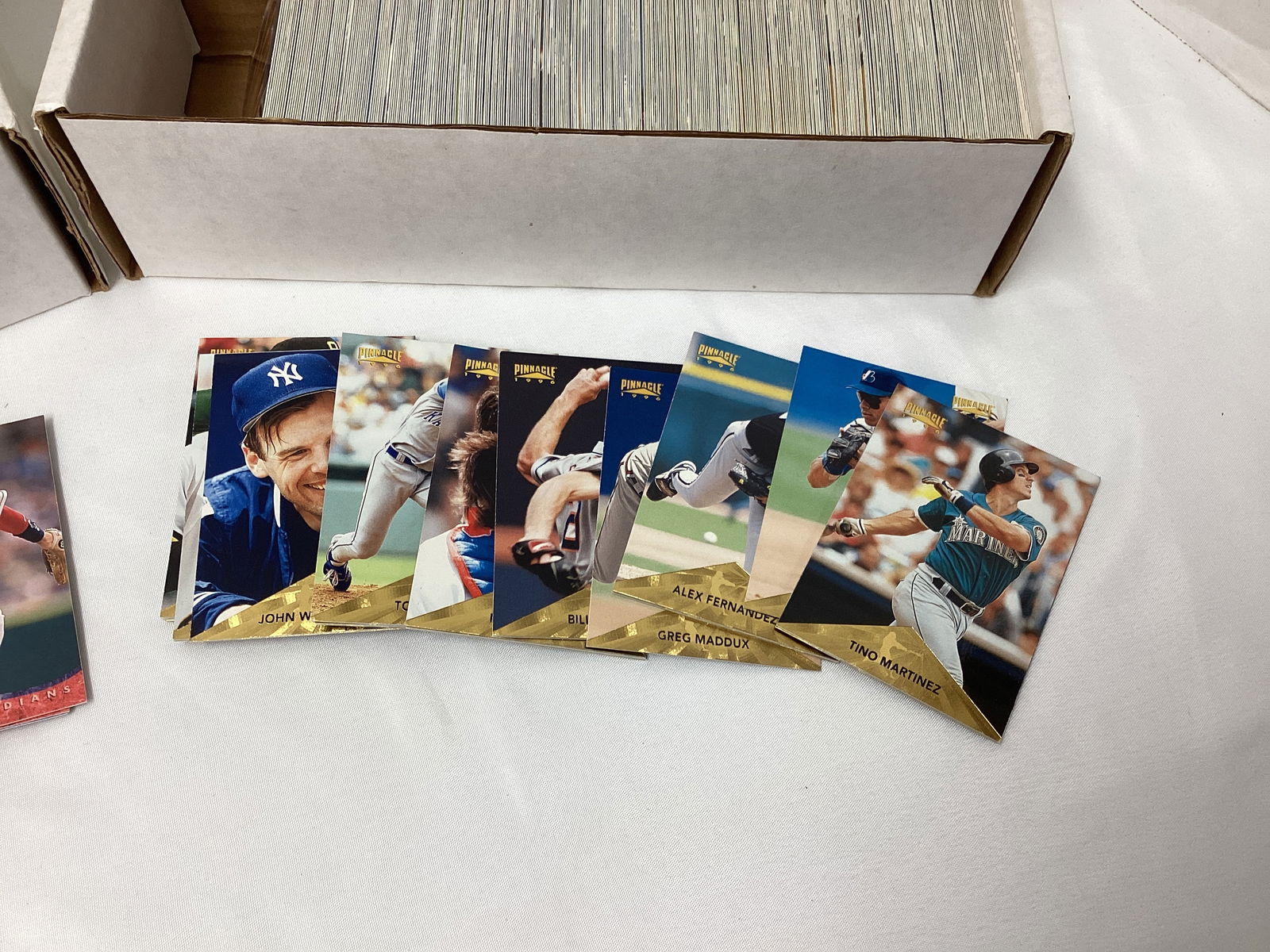 1994 Leaf and 1996 Pinnacle Baseball Cards - 4