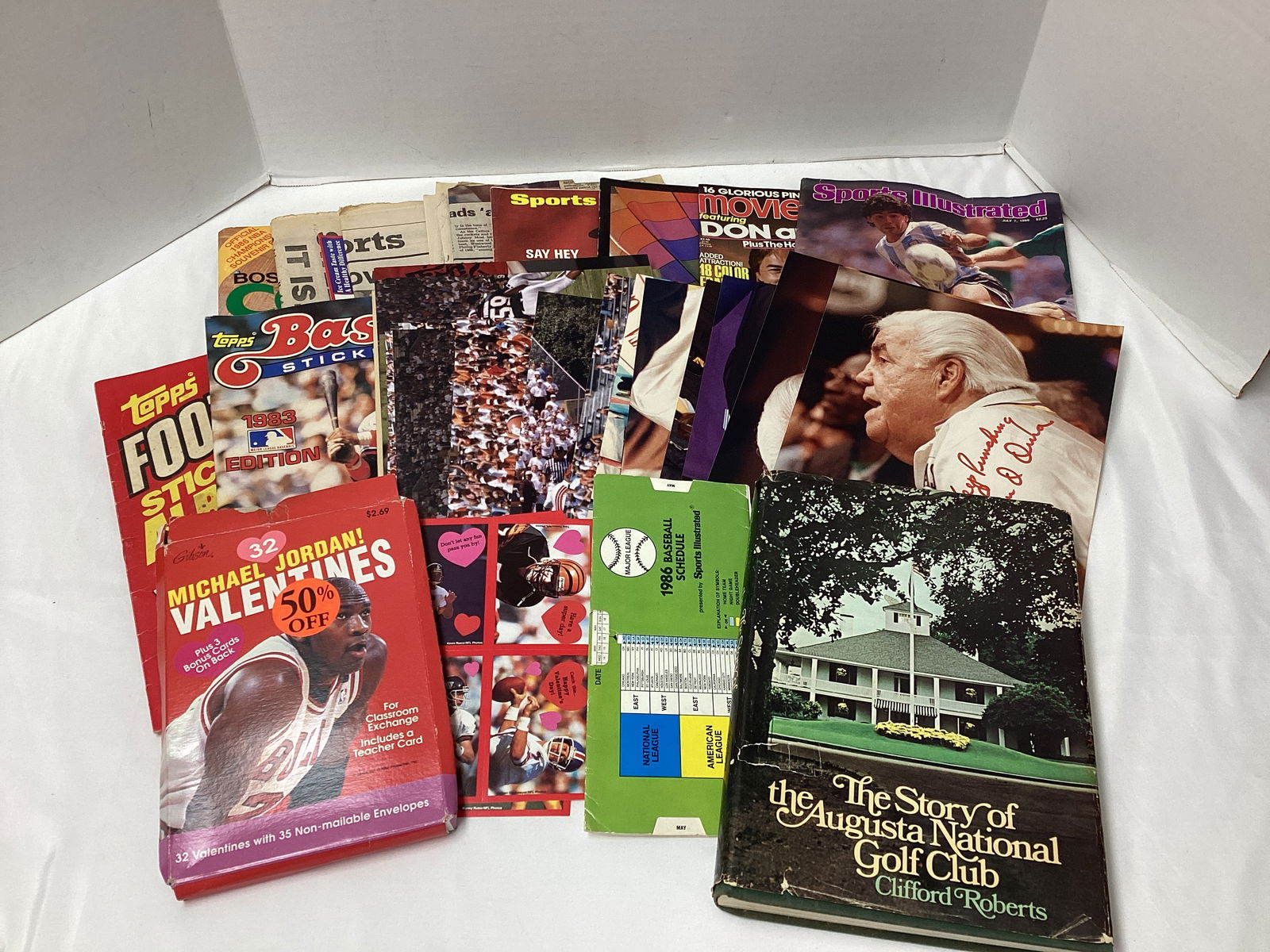 Sports Magazines, Pictures, and More: . 