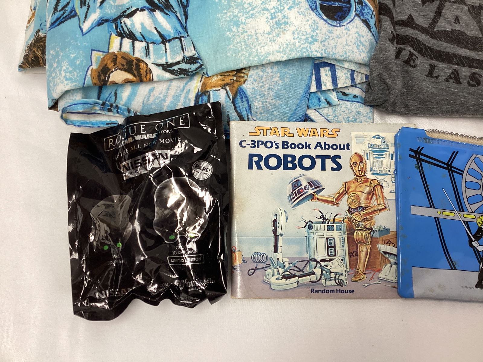 Star Wars Sheets, T-Shirt, and More - 3