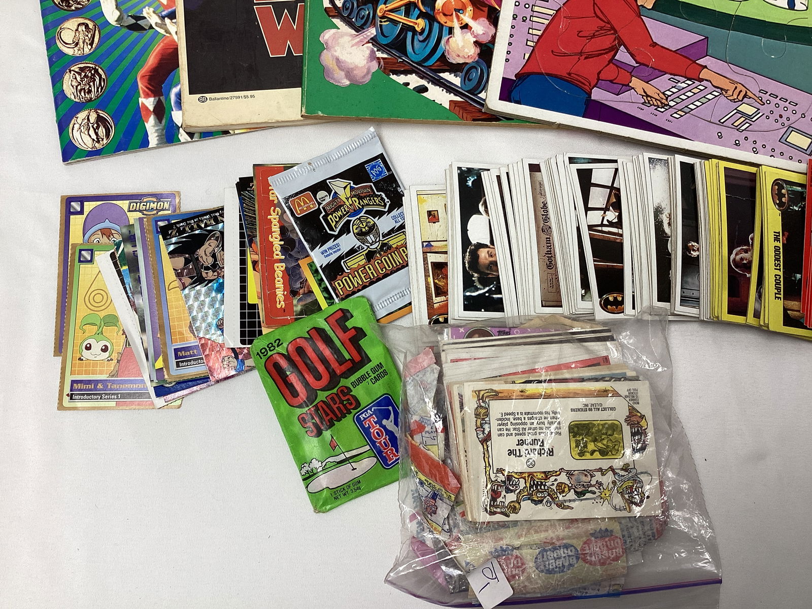 Activity Albums, Star Trek Puzzle, Batman Cards, and More - 4