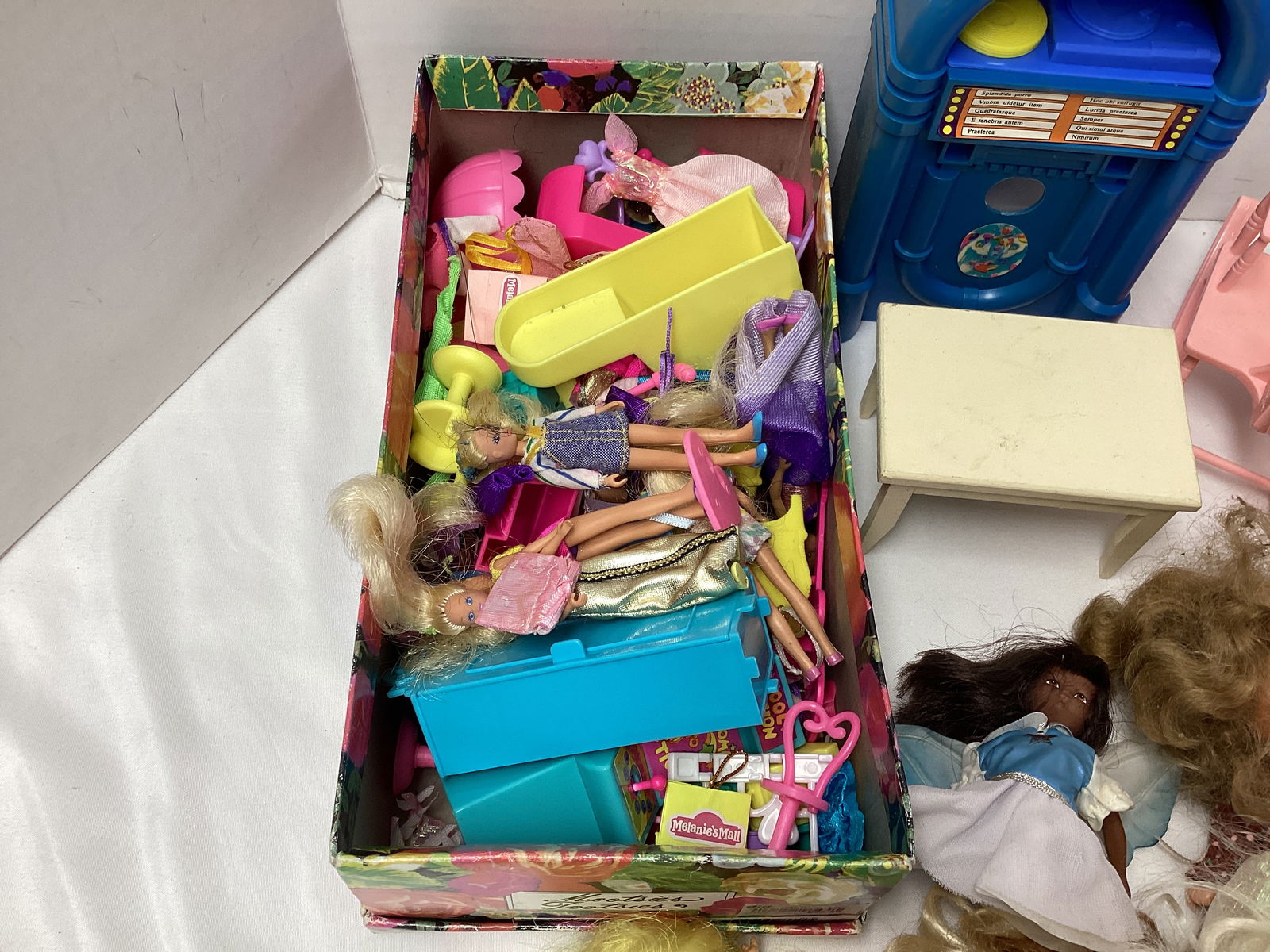 Dolls and Dollhouse Accessories - 2