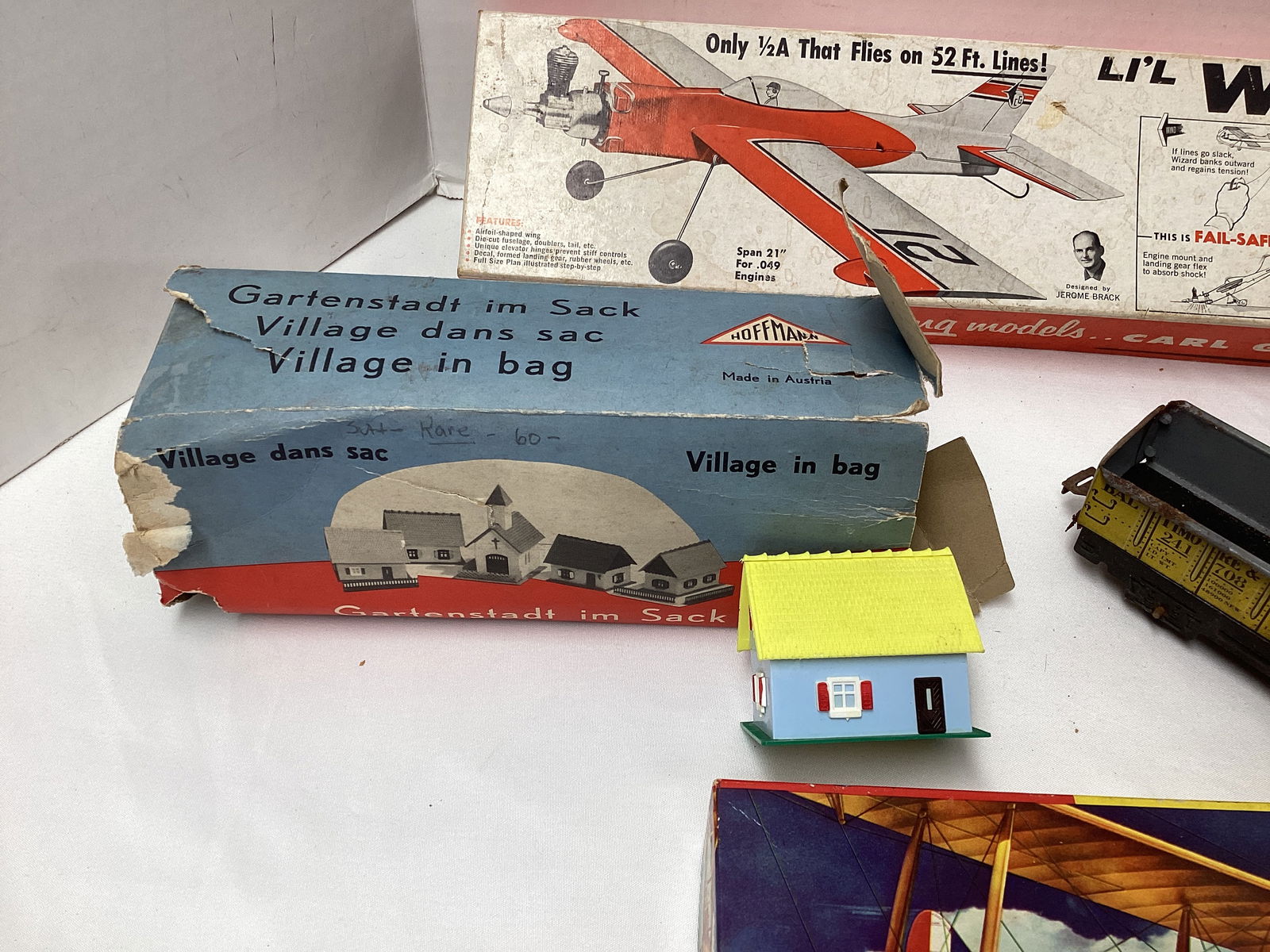 Marx Model Trains, Model Airplanes, and Plastic Houses - 5