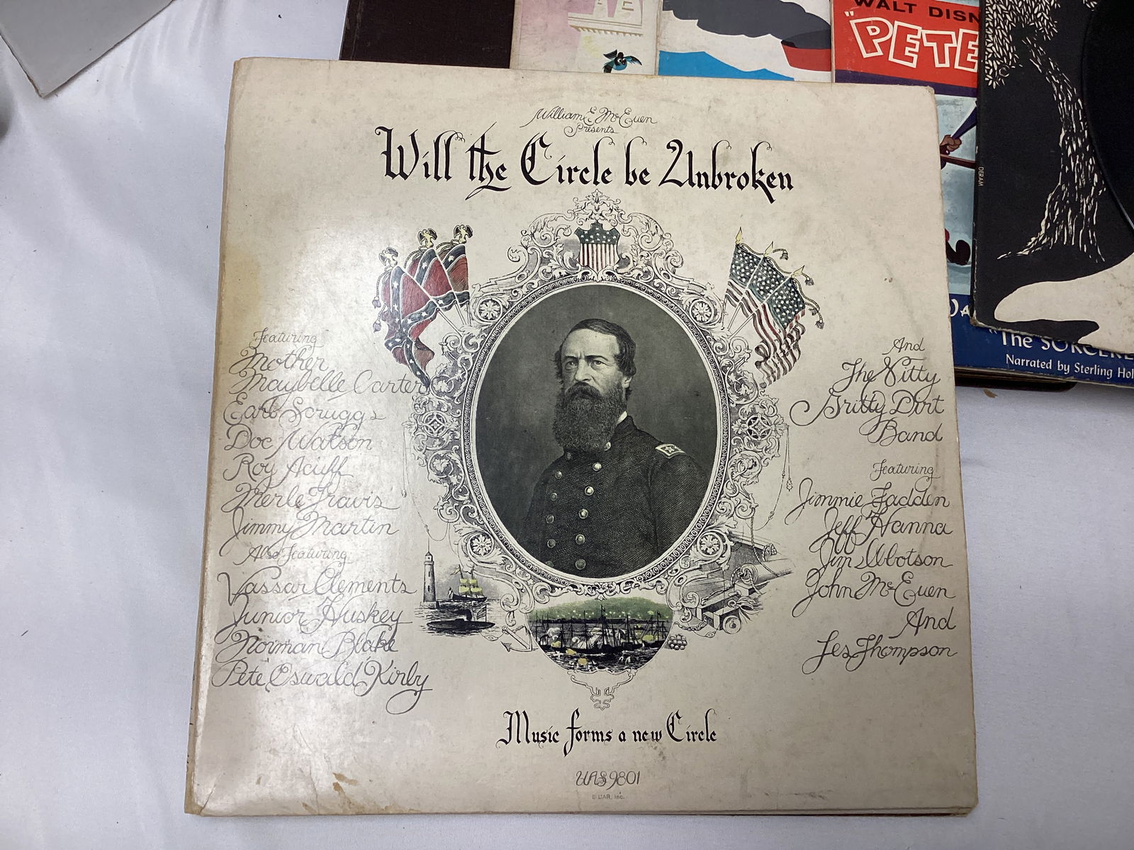 Vinyl Record Albums and Victrola Records - 6