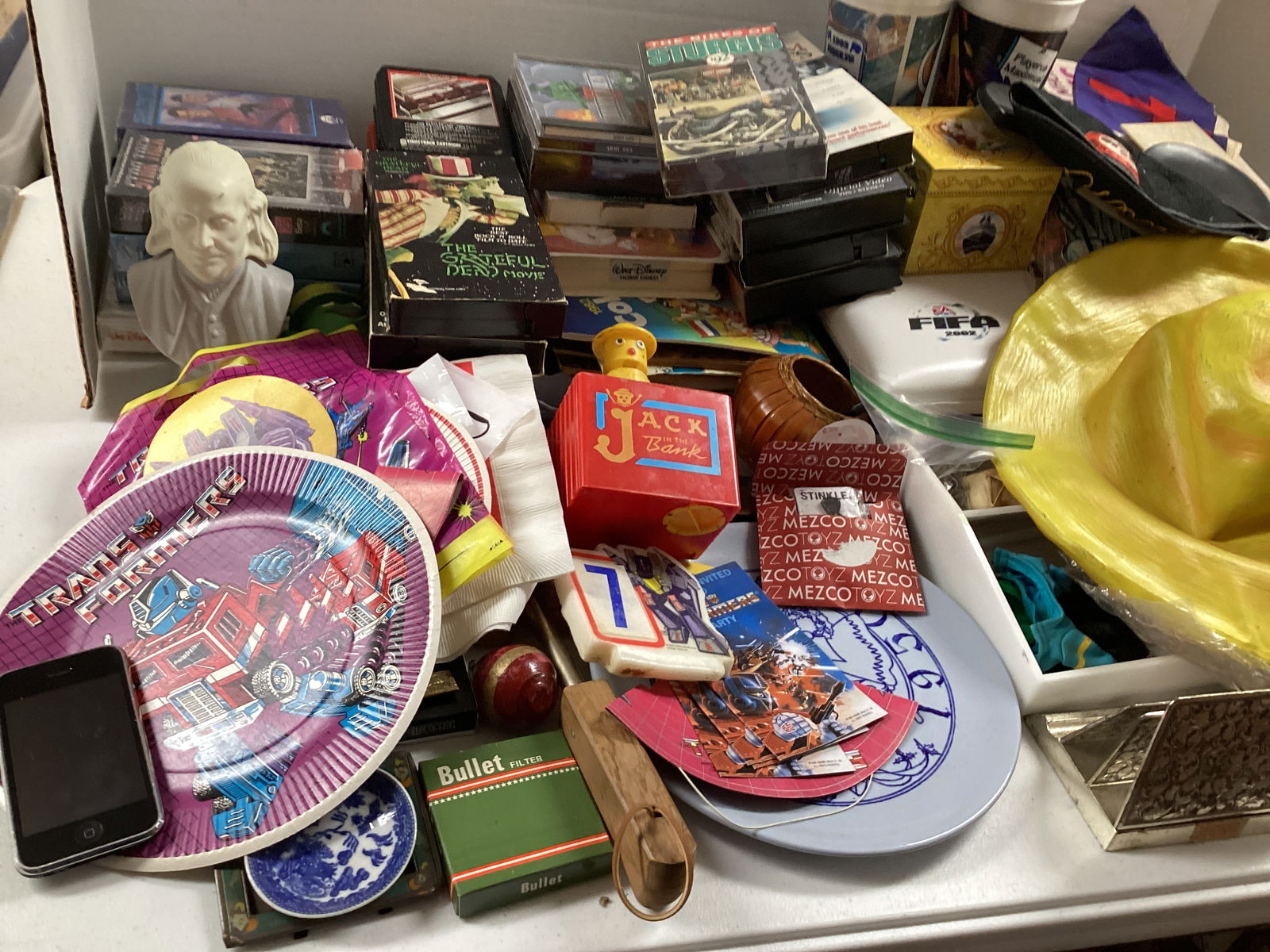 Table Lot: Seat Cushions, Beta Tapes, and More - 2