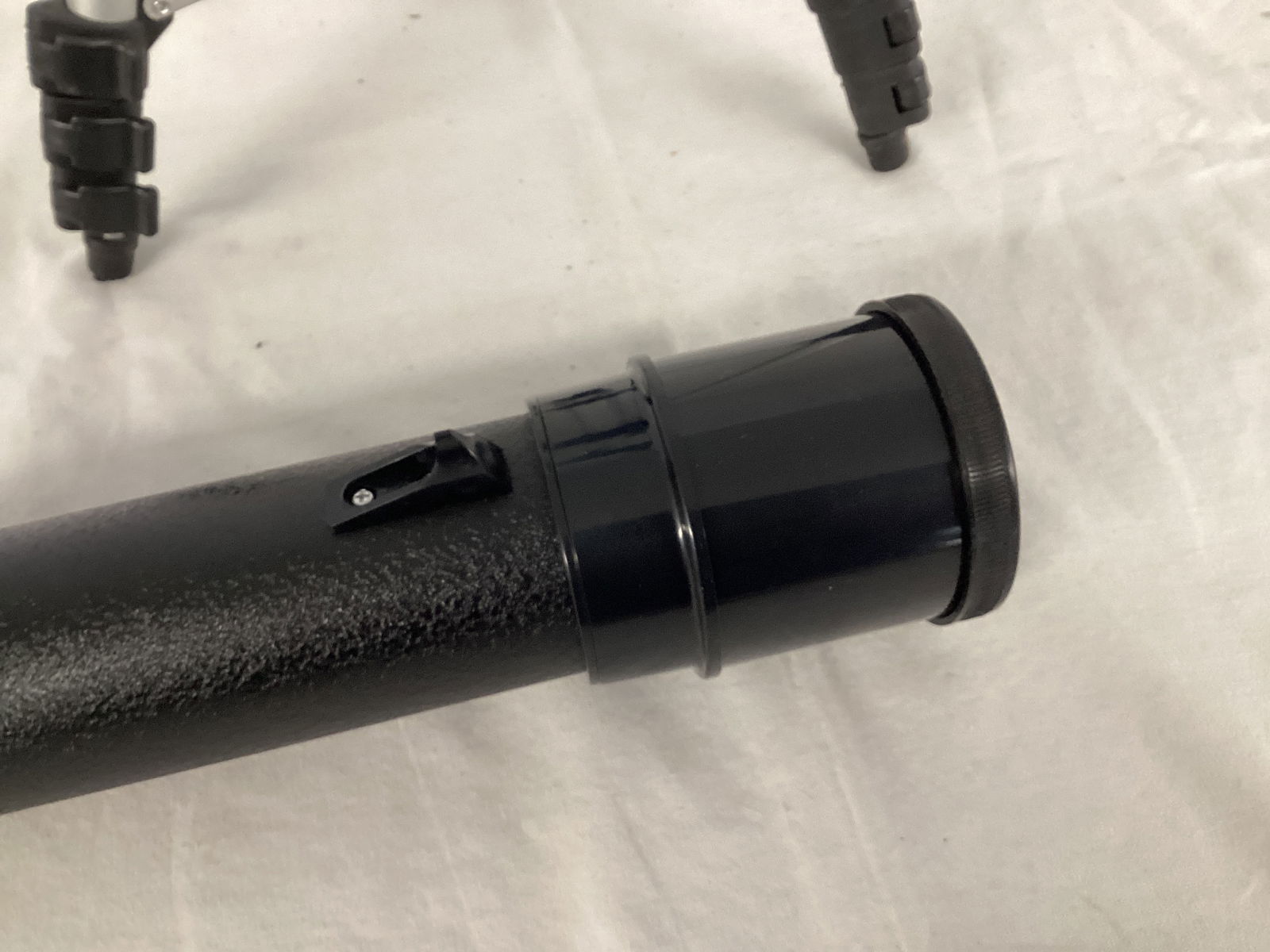 Tasco 20EB Telescope with Tripod - 6