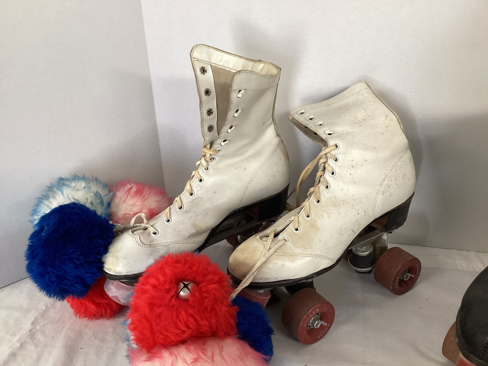 Two Pair of Vintage Roller Skates - 4