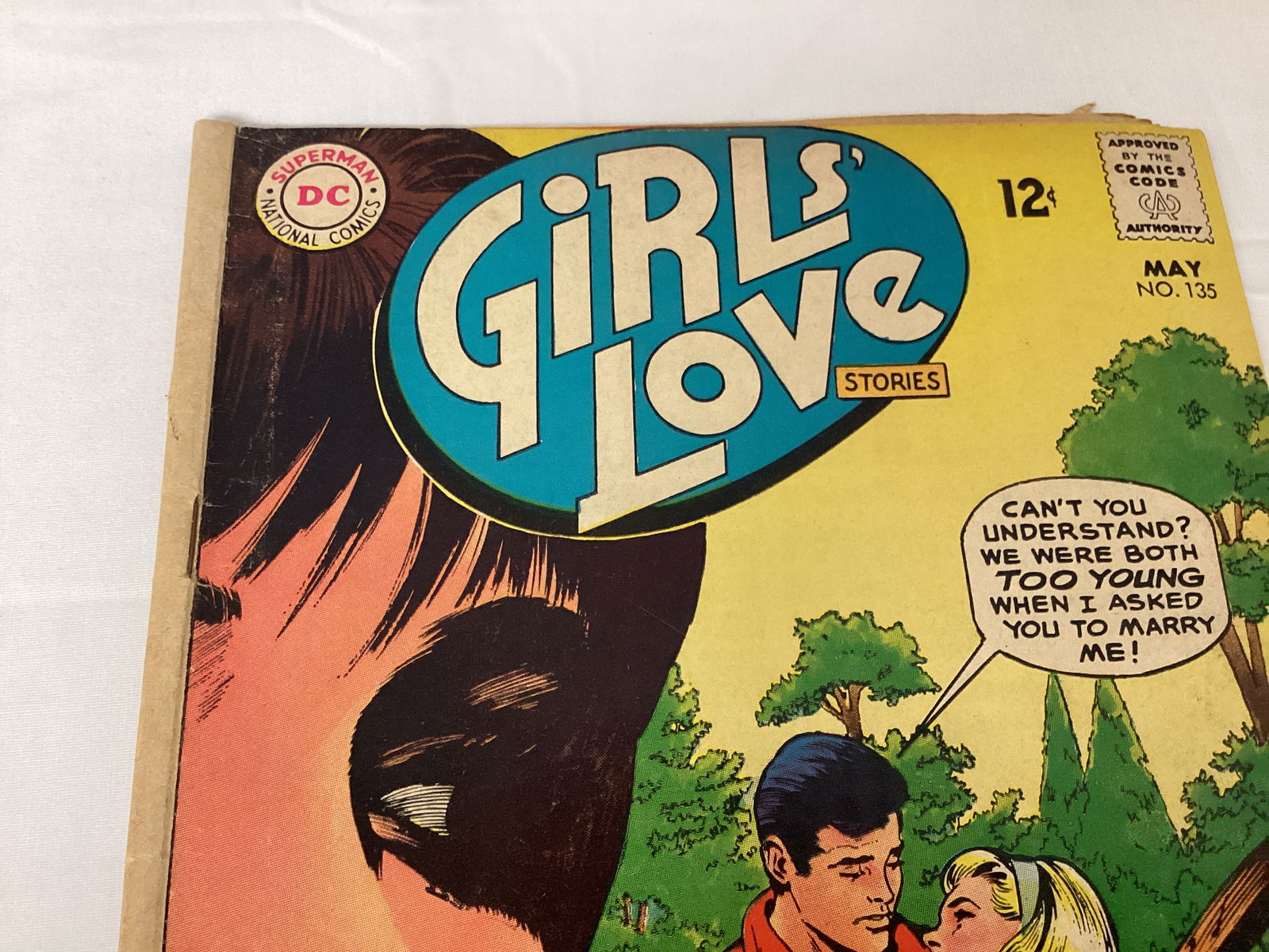 Girls' Love Stories 135 DC Comic Book - 2