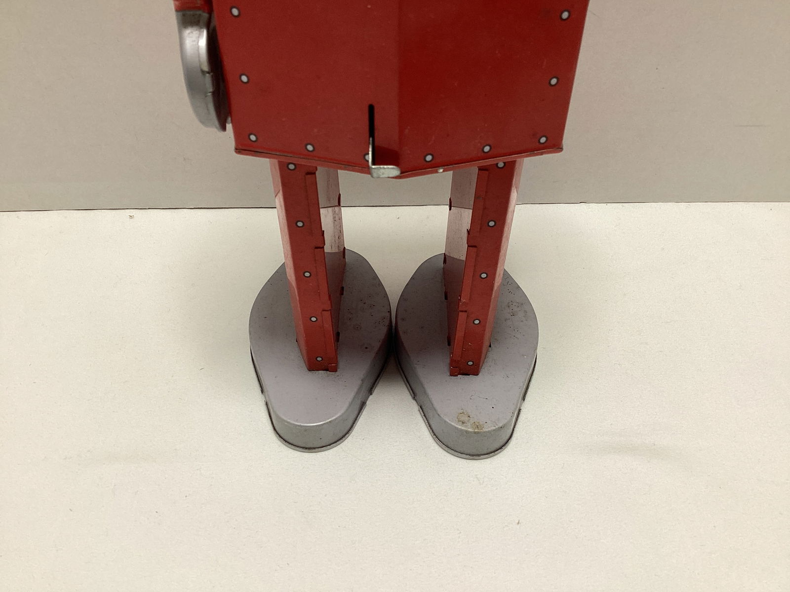 Atomic Wind-Up Robot Man Tin Toy - 4