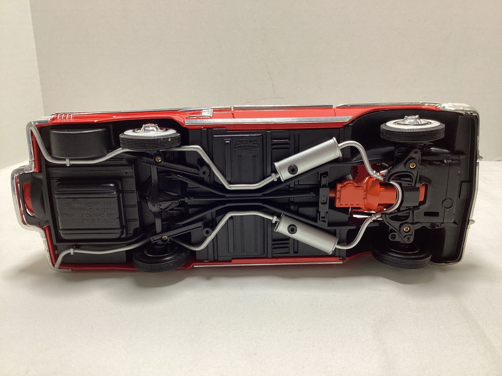 Motor Max and Road Legends 1:18 Scale Cars - 10