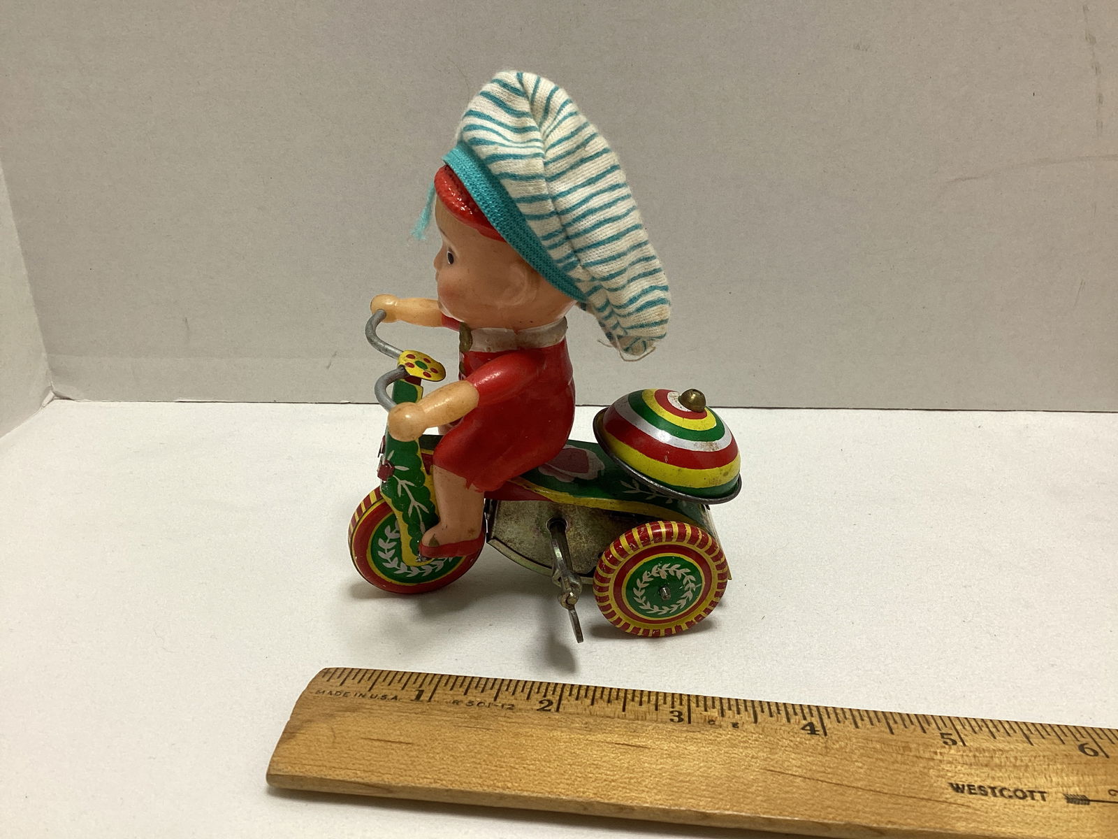 Five Vintage Tin Toys - 12