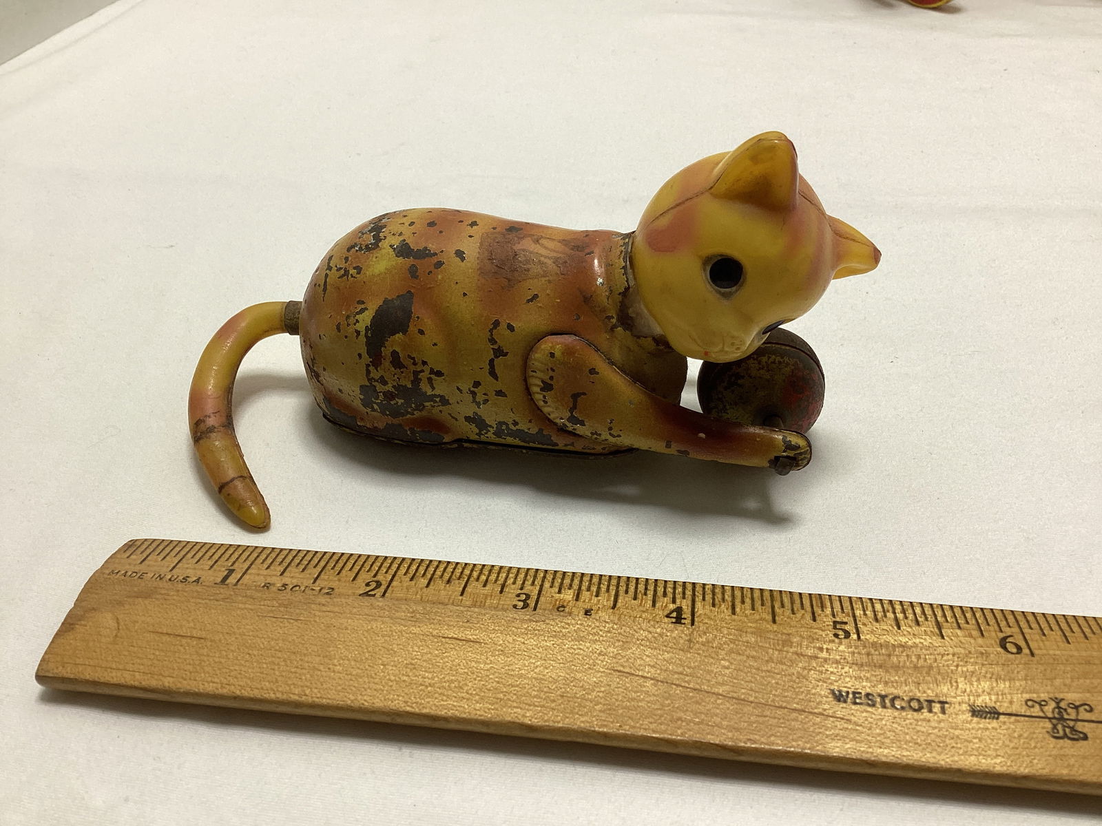 Five Vintage Tin Toys - 8